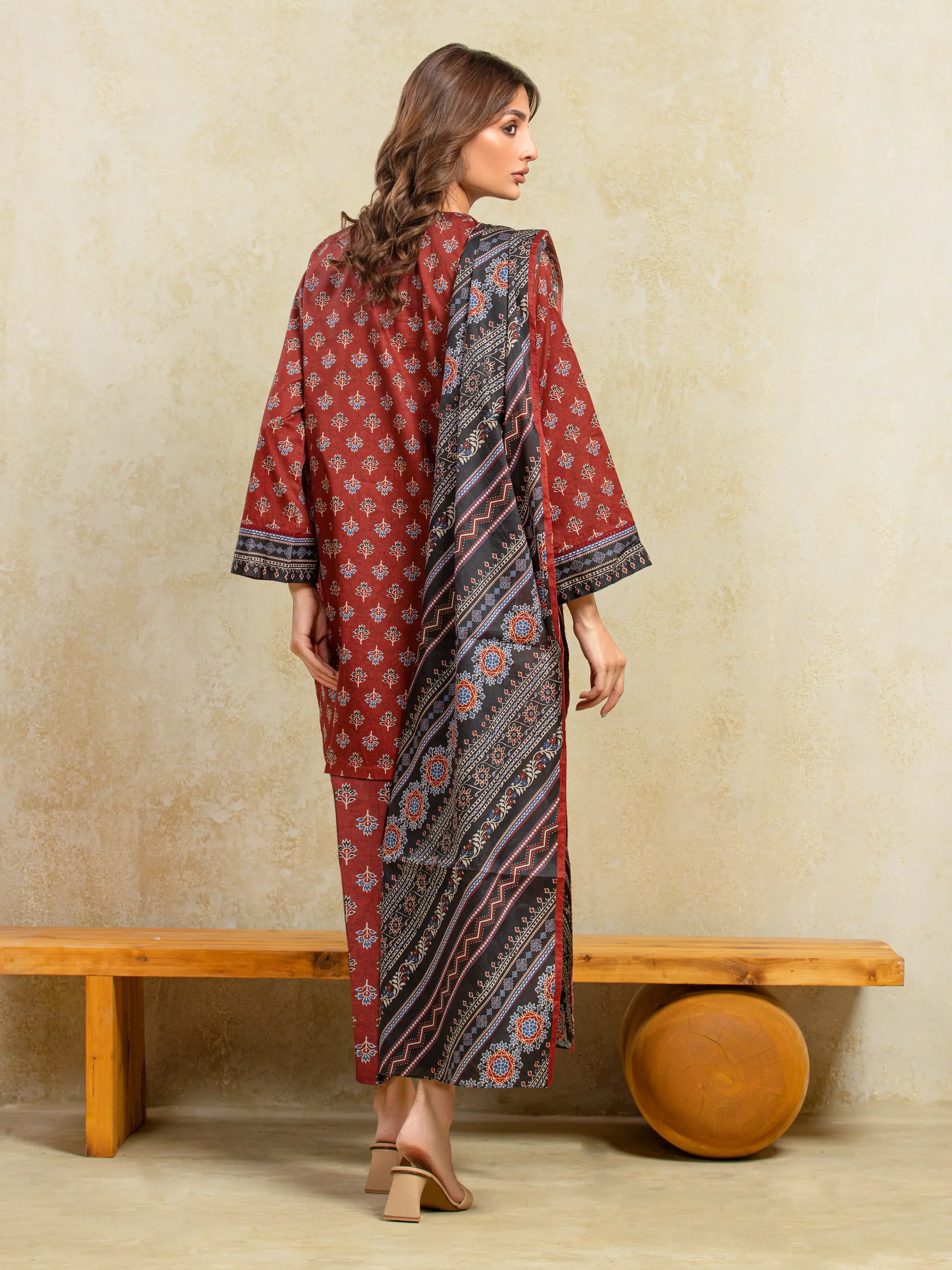 Printed Khaddar Suit - EWU5A3-36106-3P - Image 6