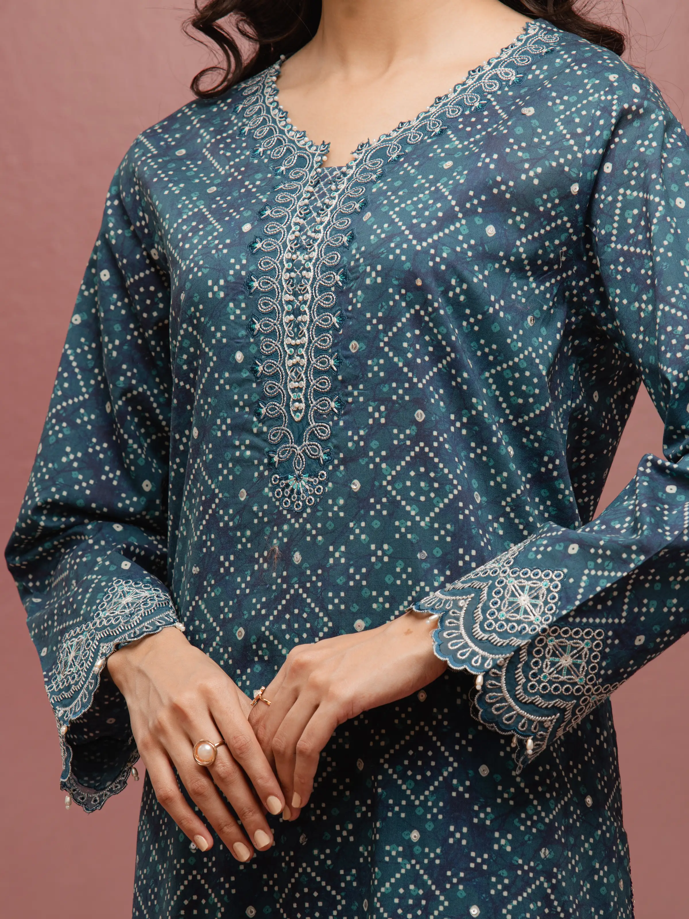 Embroidered Cambric Suit - EWU5V2-31047-3P - Image 5