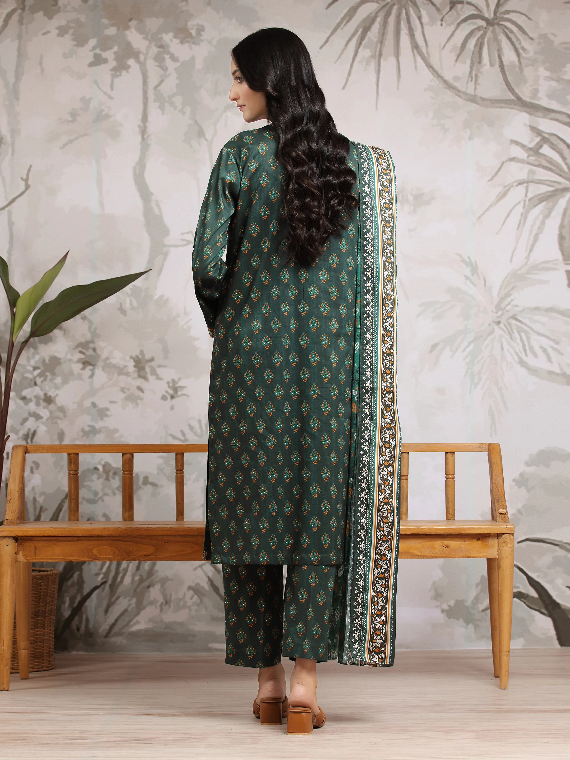 Printed Khaddar Suit - EWU24A3-29606-3P - Image 2