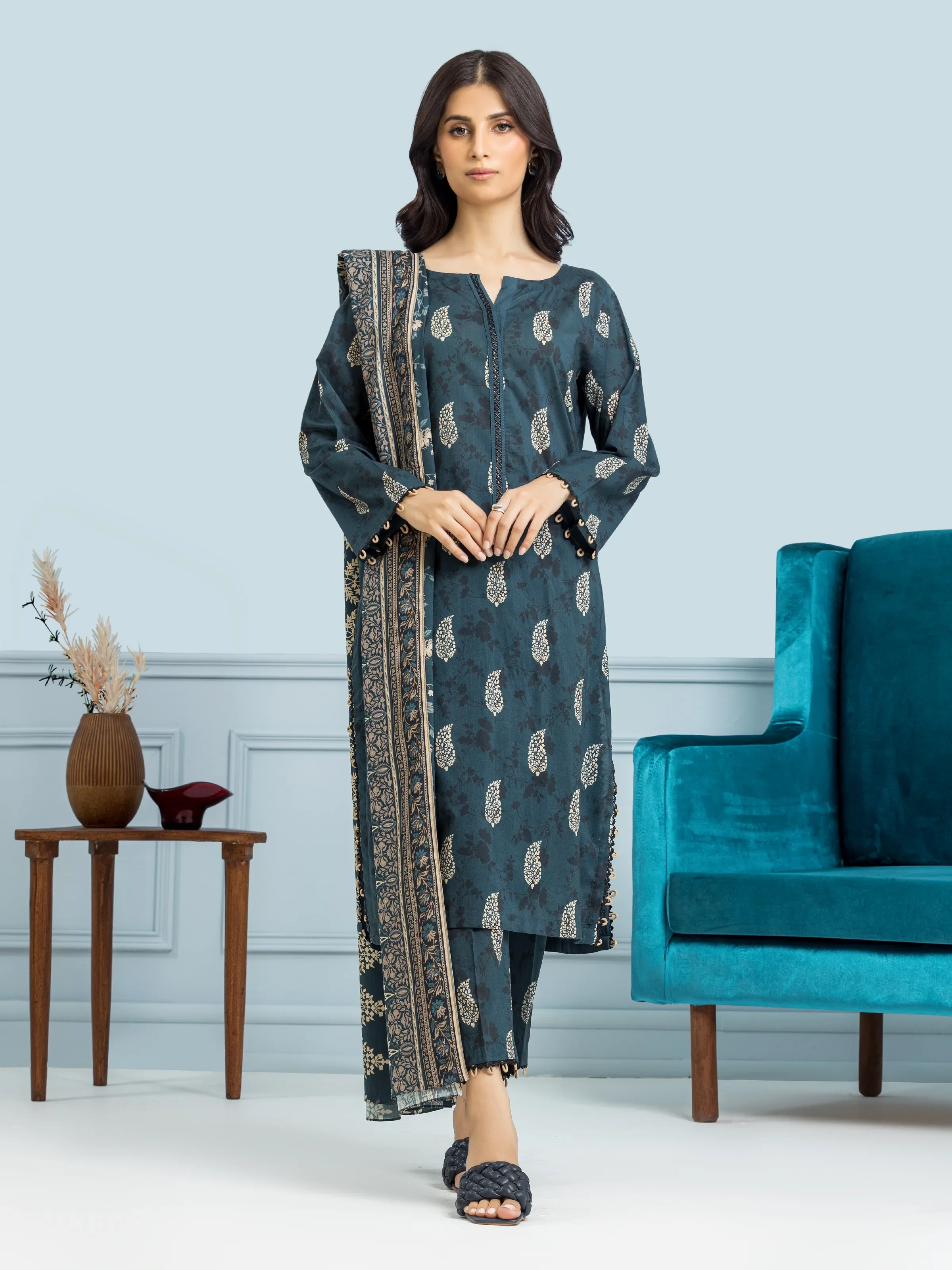 Printed Khaddar Suit - EWU24A3-29649-3P