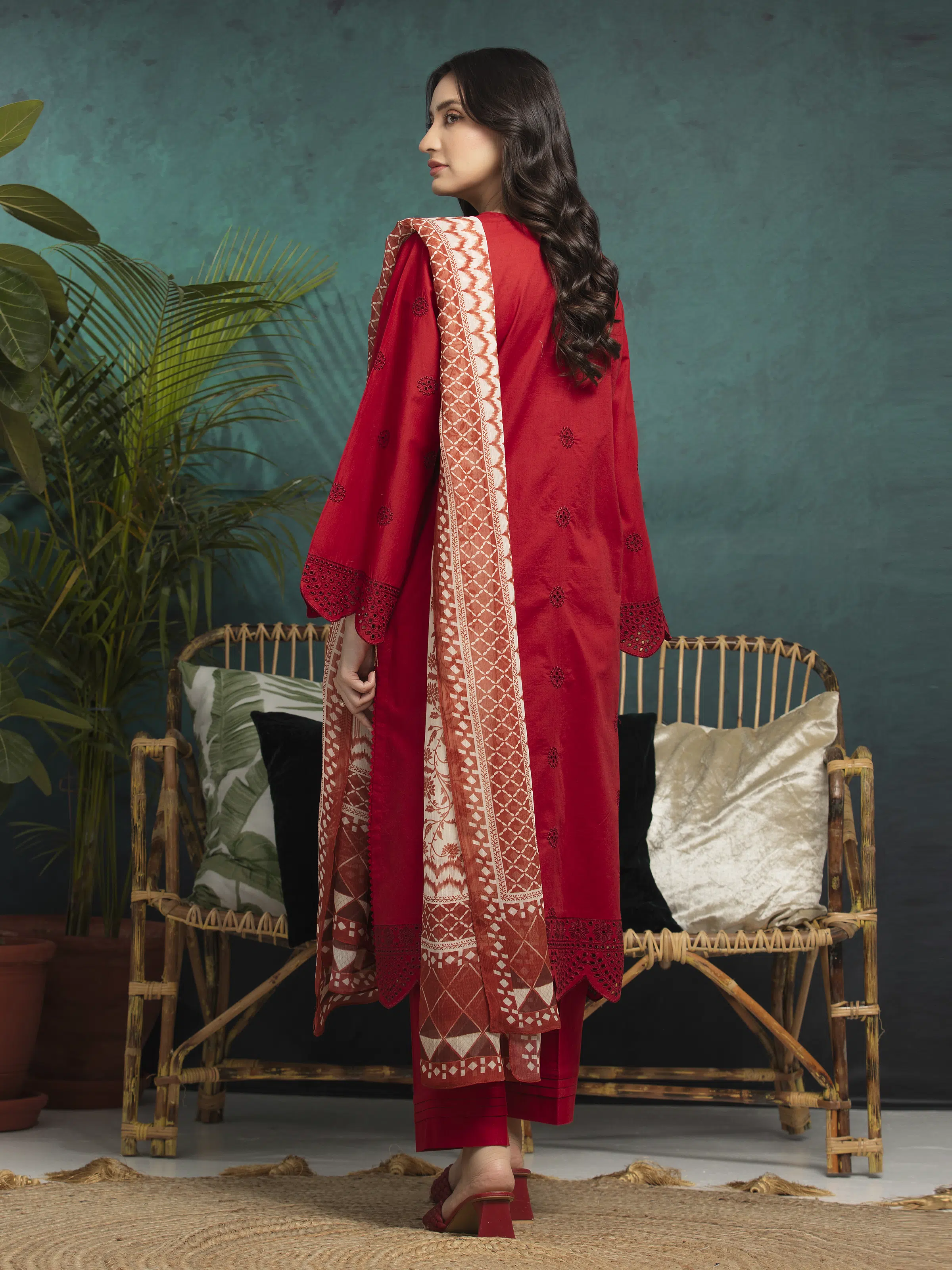 Embroidered Cambric Suit - EWU5V2-31029-3P - Image 2