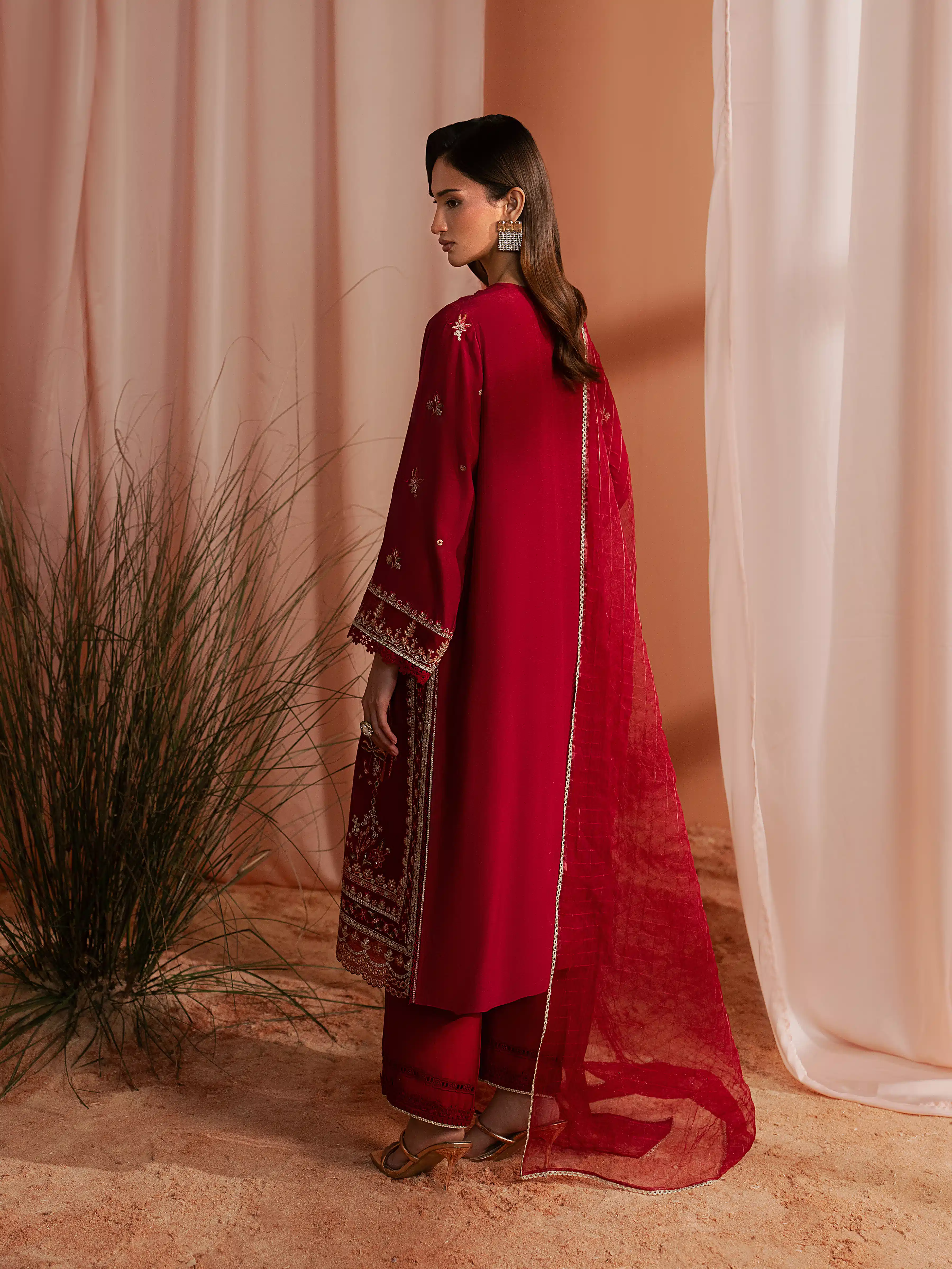 Embroidered Karandi Suit - EWU6V22-32091-3P - Image 6