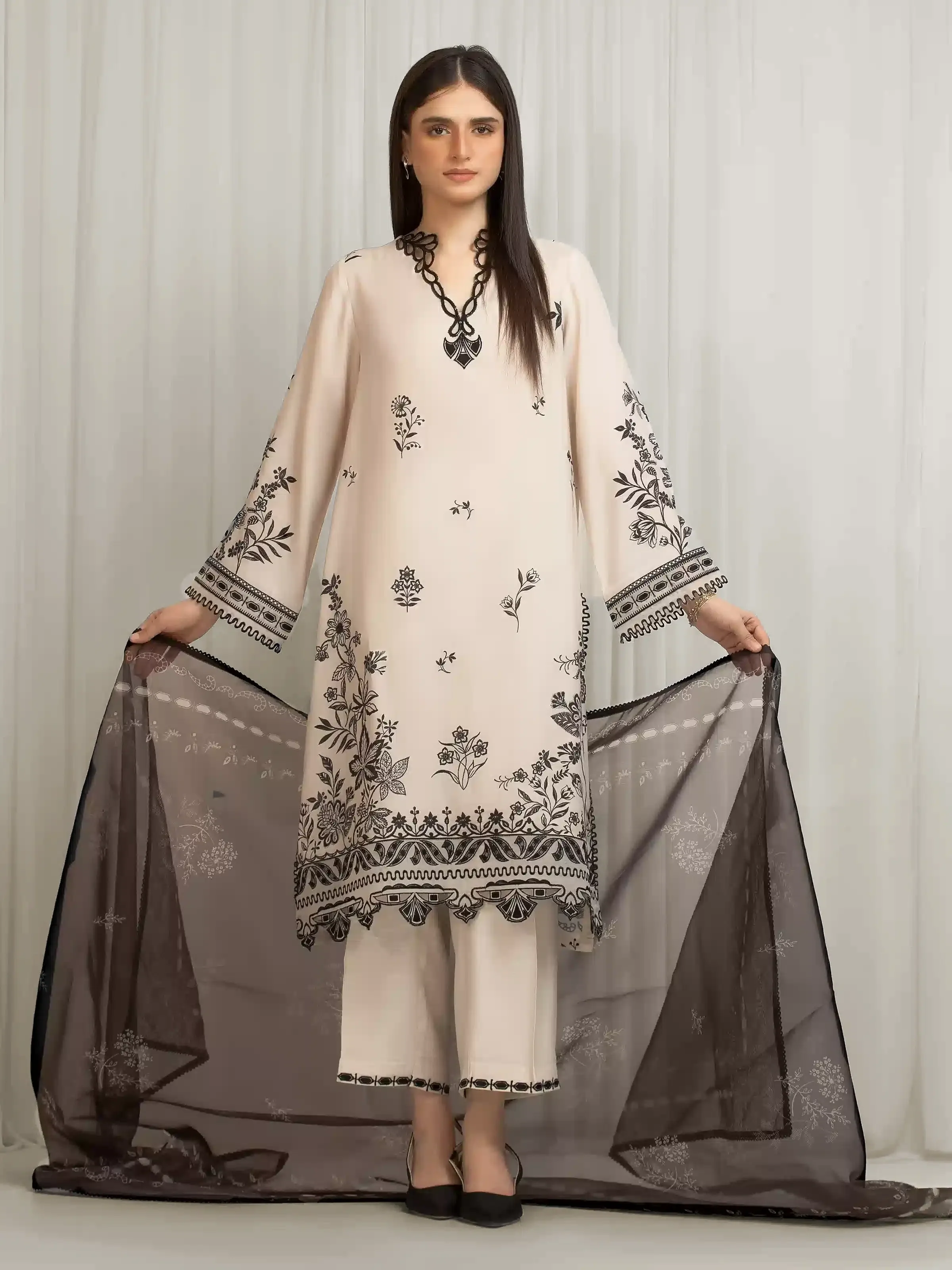 Embroidered Raw Silk Suit - EWU6V16-33533-3P
