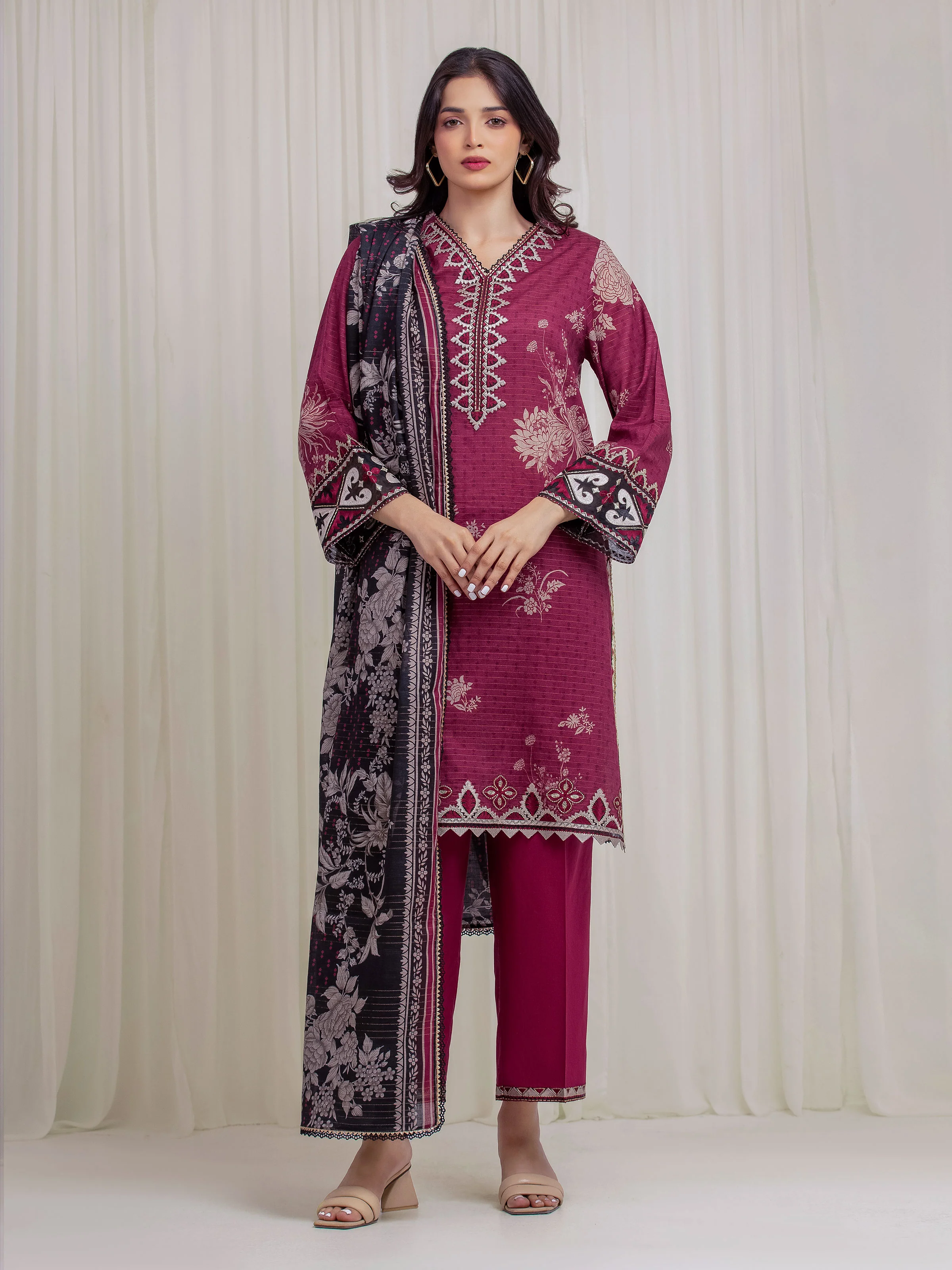 Embroidered Zari Lawn Suit - EWU6V23-33407-3P