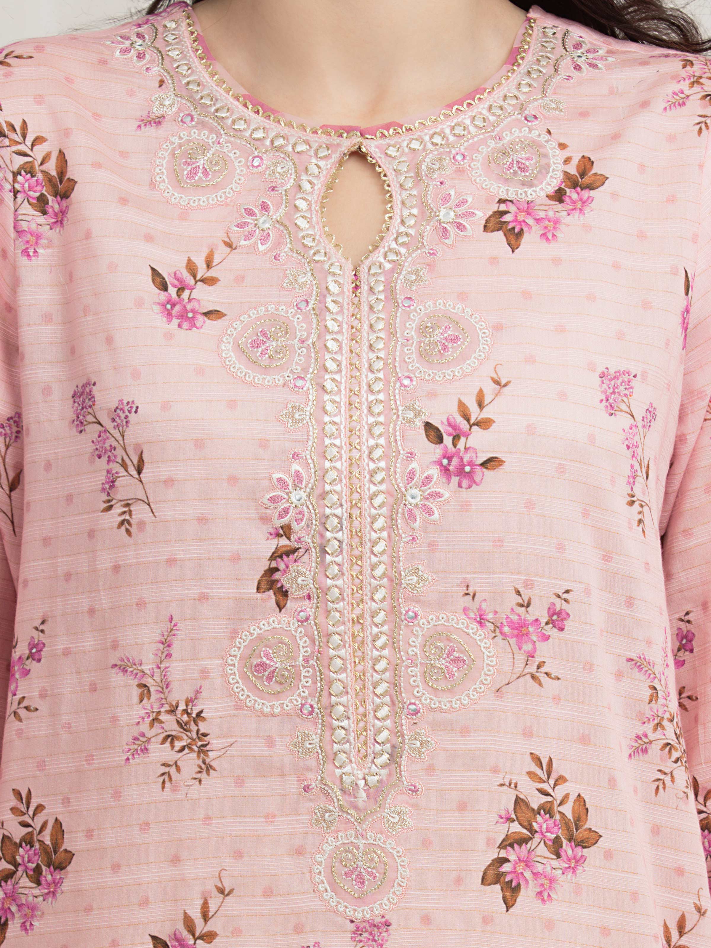 Embroidered Zari Lawn Suit - EWU6V23-33414-3P - Image 4