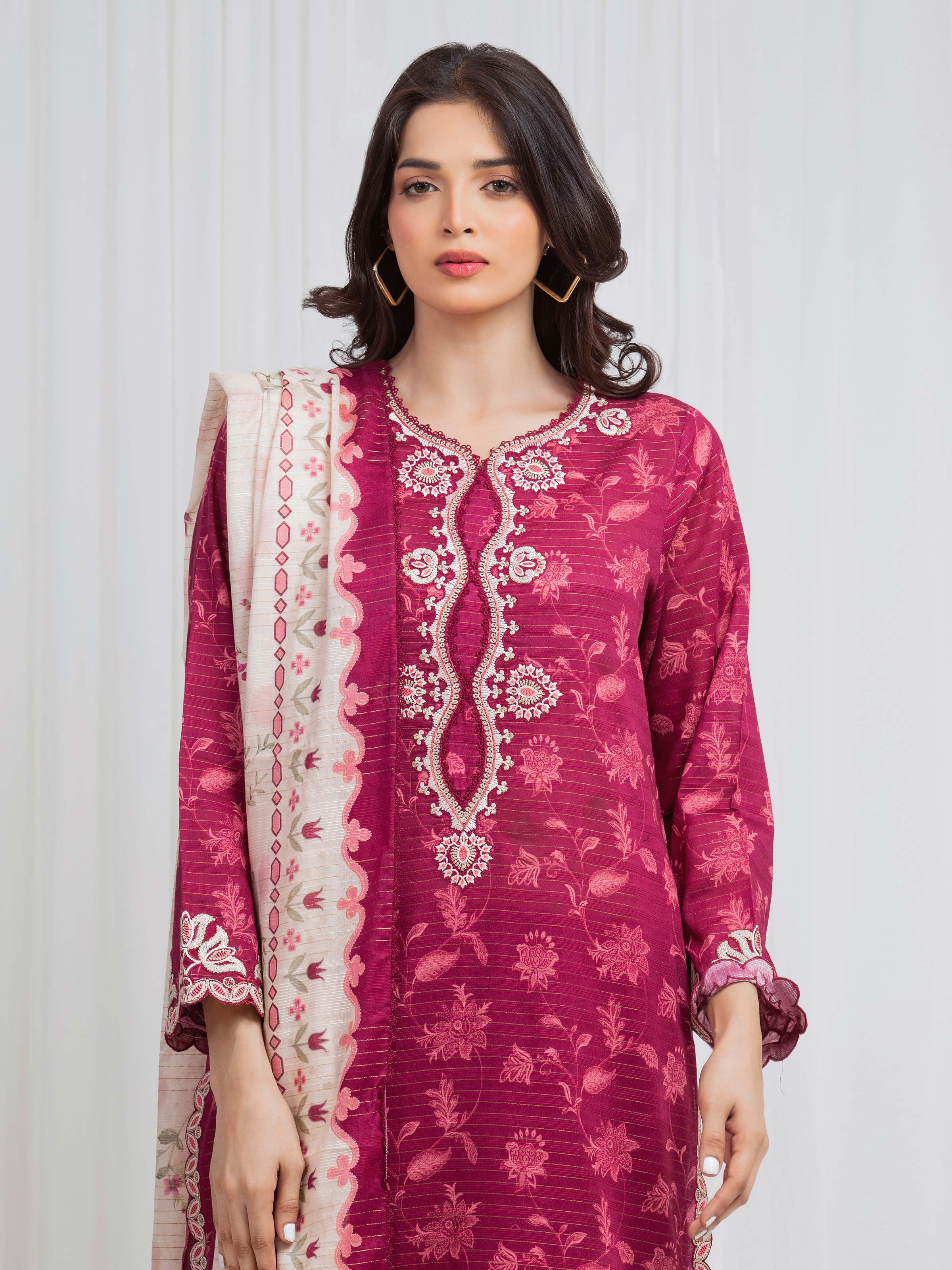 Embroidered Zari Lawn Suit - EWU6V23-33417-3P - Image 2