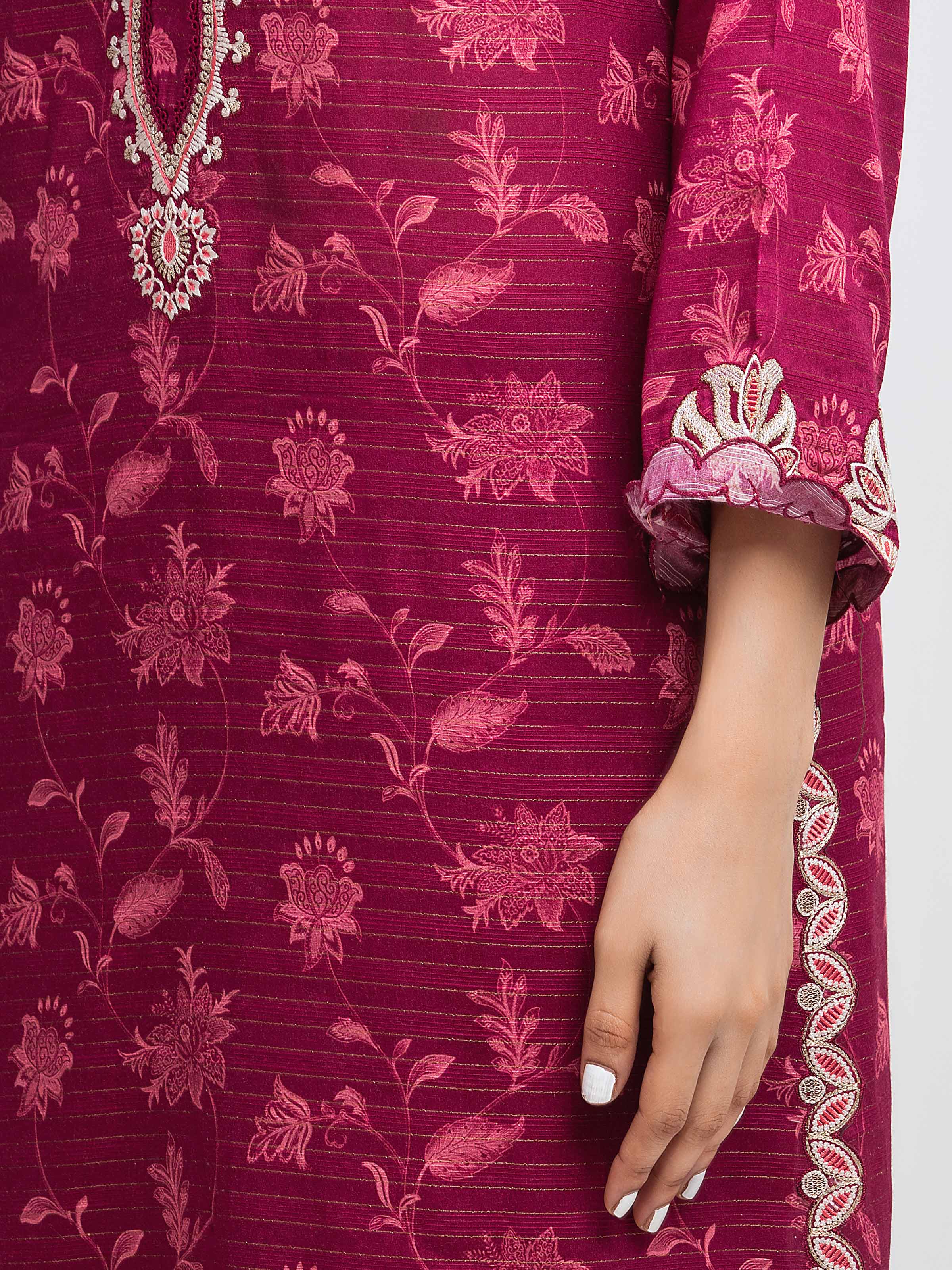 Embroidered Zari Lawn Suit - EWU6V23-33417-3P - Image 3
