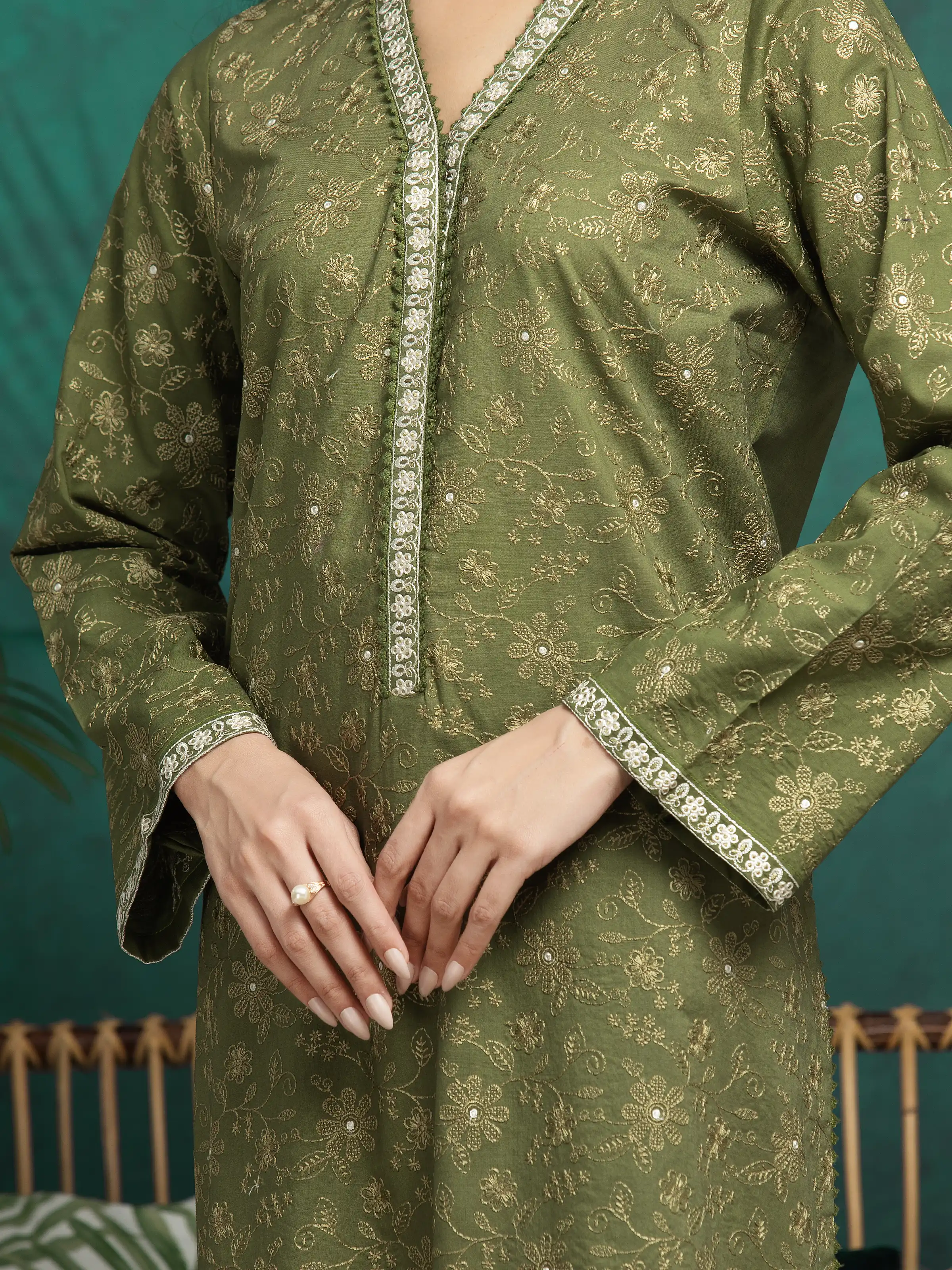 Embroidered Cambric Suit - EWU5V2-31018-3P - Image 3