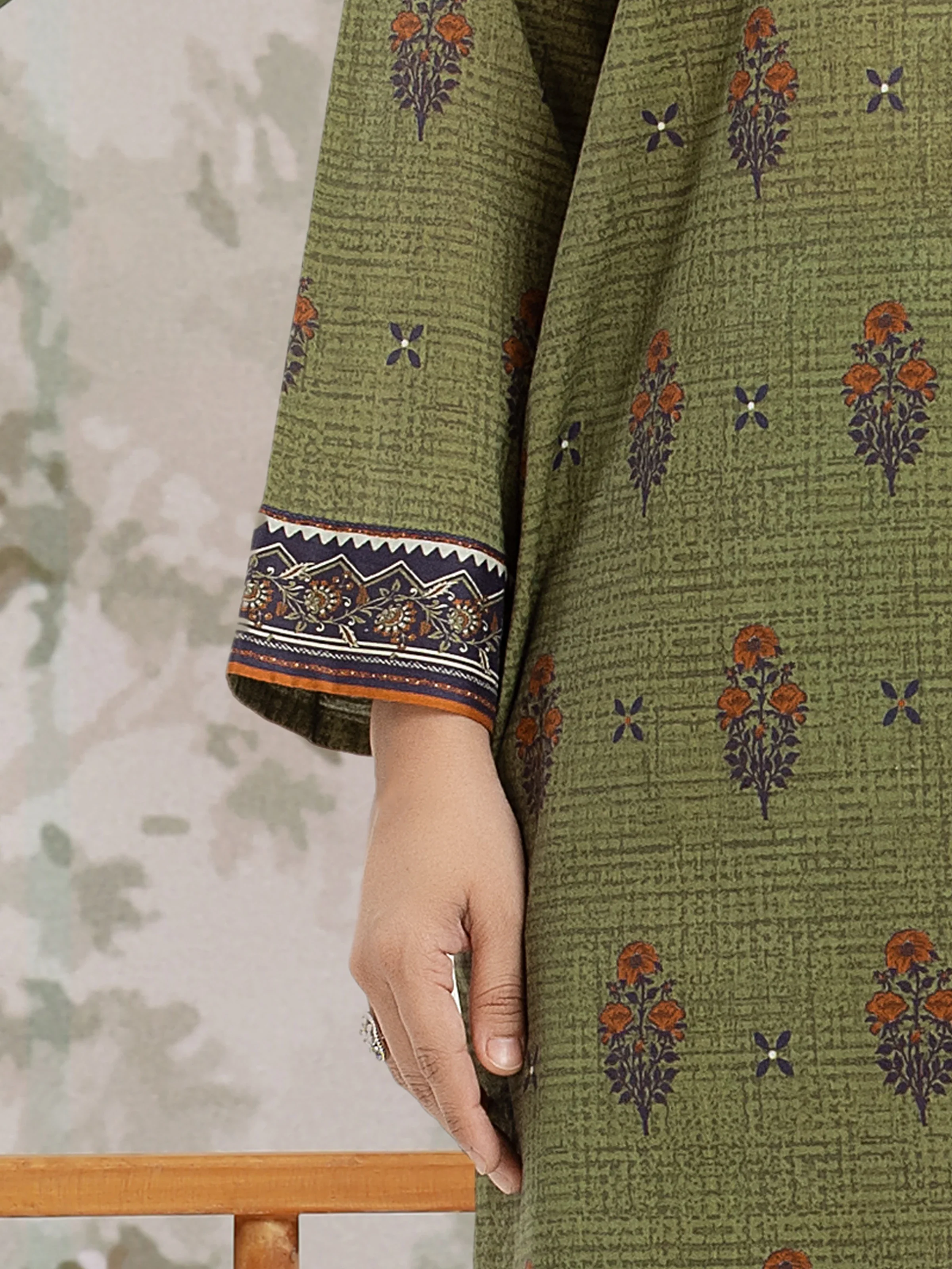Printed Khaddar Suit - EWU24M2-197-3P - Image 4