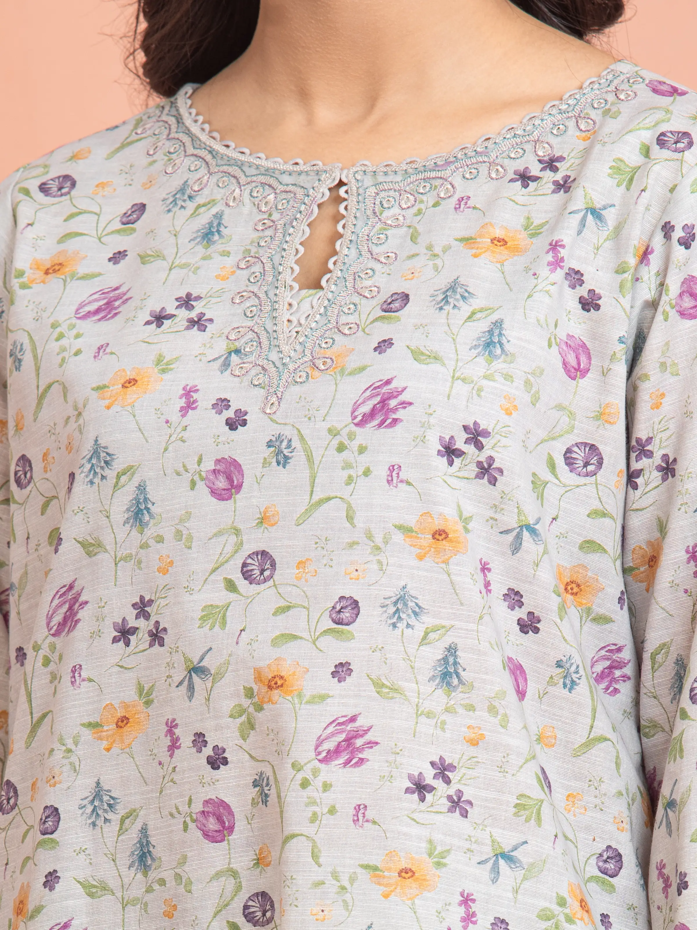Embroidered Khaddar Suit - EWU24V11-30199-3P - Image 4