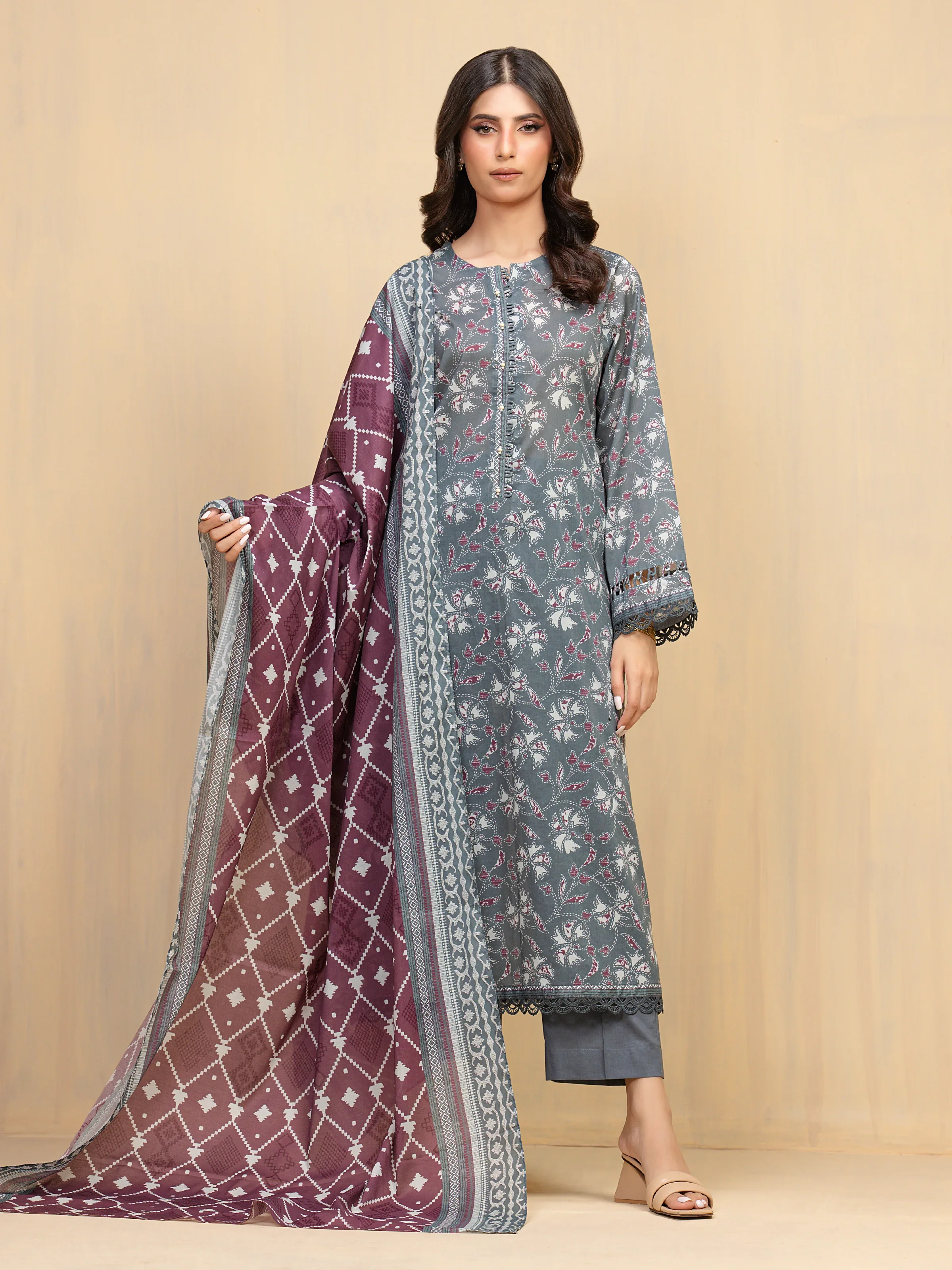 Unstitched Printed Khaddar Suit - EWU5A3-36020-3P