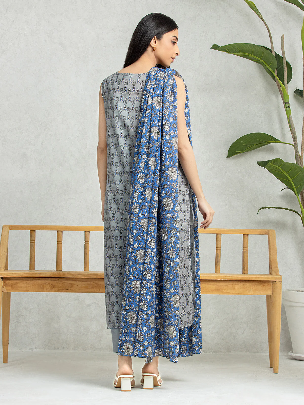 Unstitched Printed Lawn Shirt Dupatta - EWU24A1-28223SD - Image 3