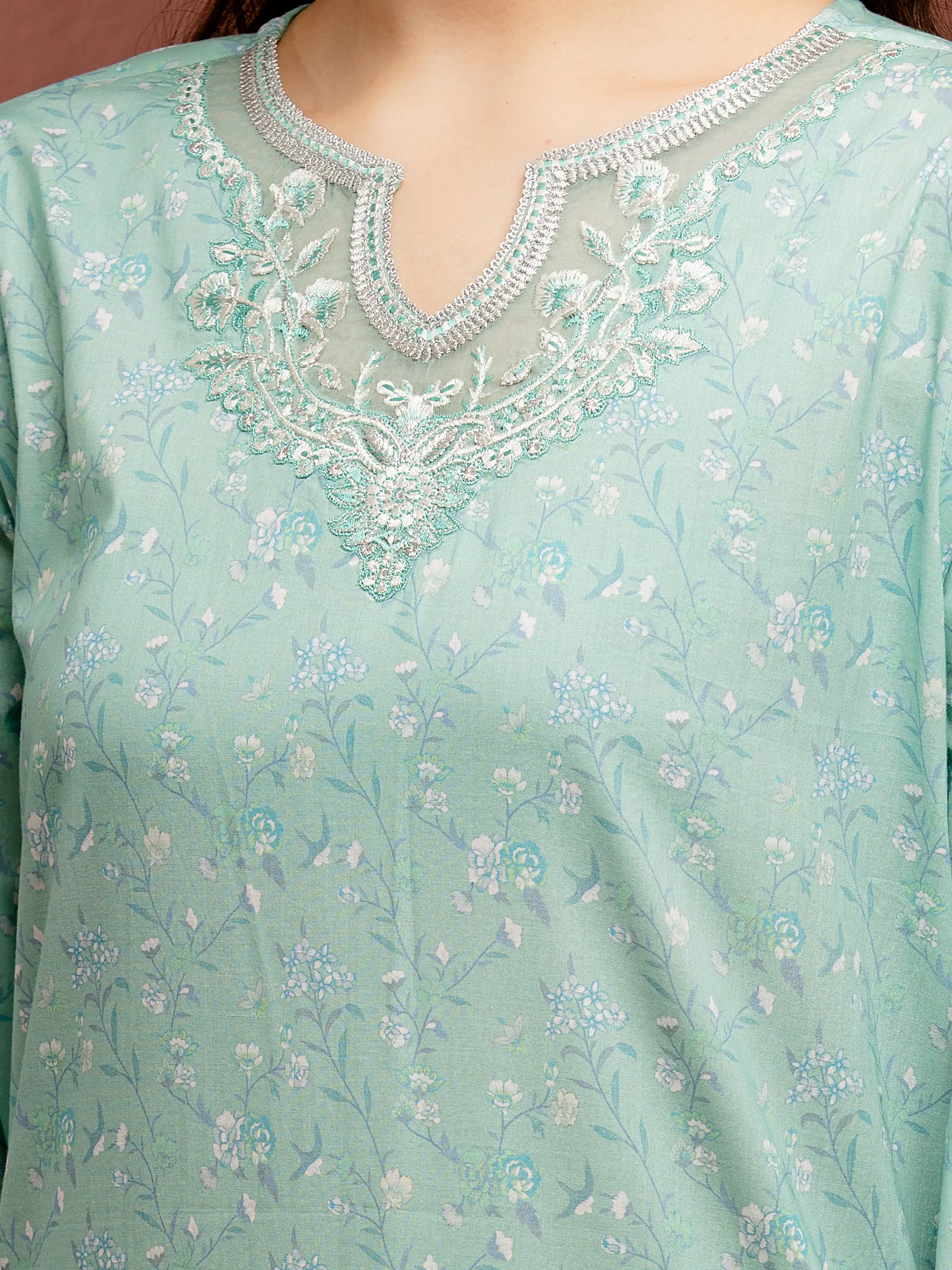 Embroidered Cambric Suit - EWU5V2-31075-3P - Image 3