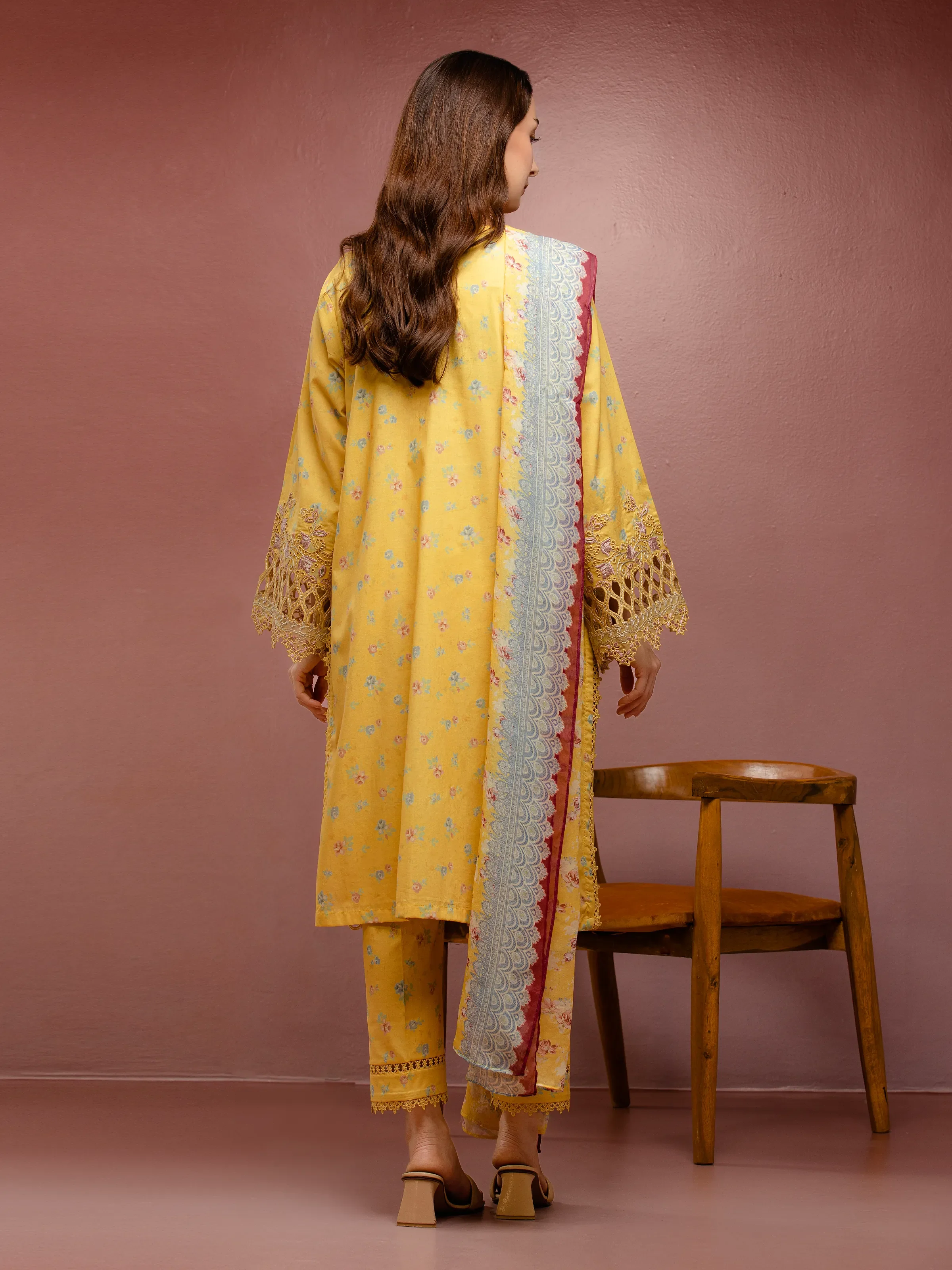Embroidered Cambric Suit - EWU5V2-31059-3P - Image 3