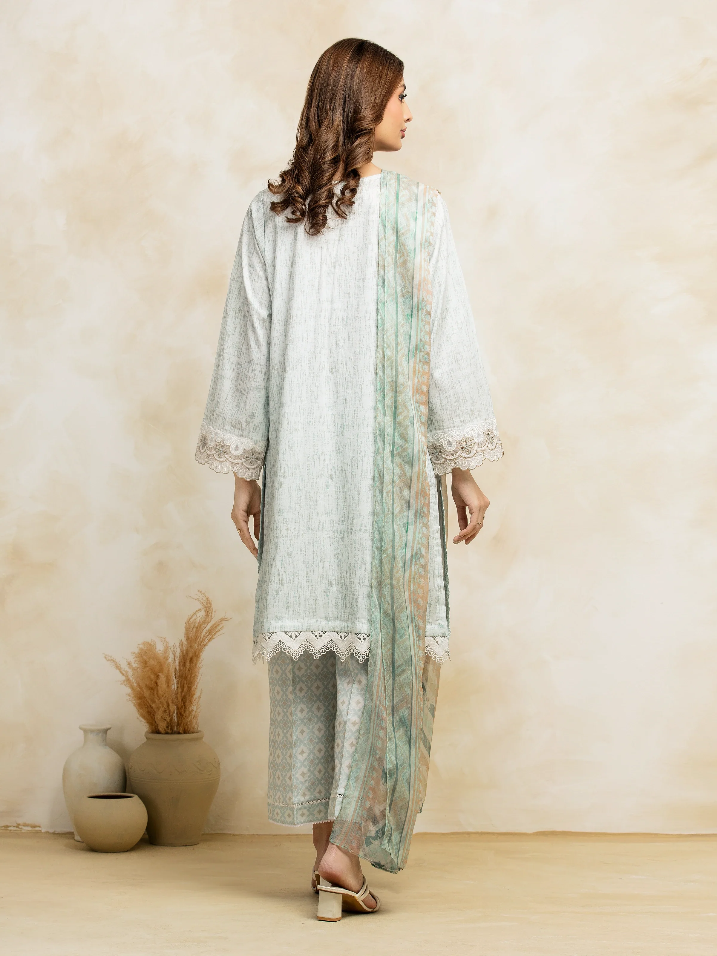 Embroidered Lawn Suit - EWU5V1-31090-3P - Image 5