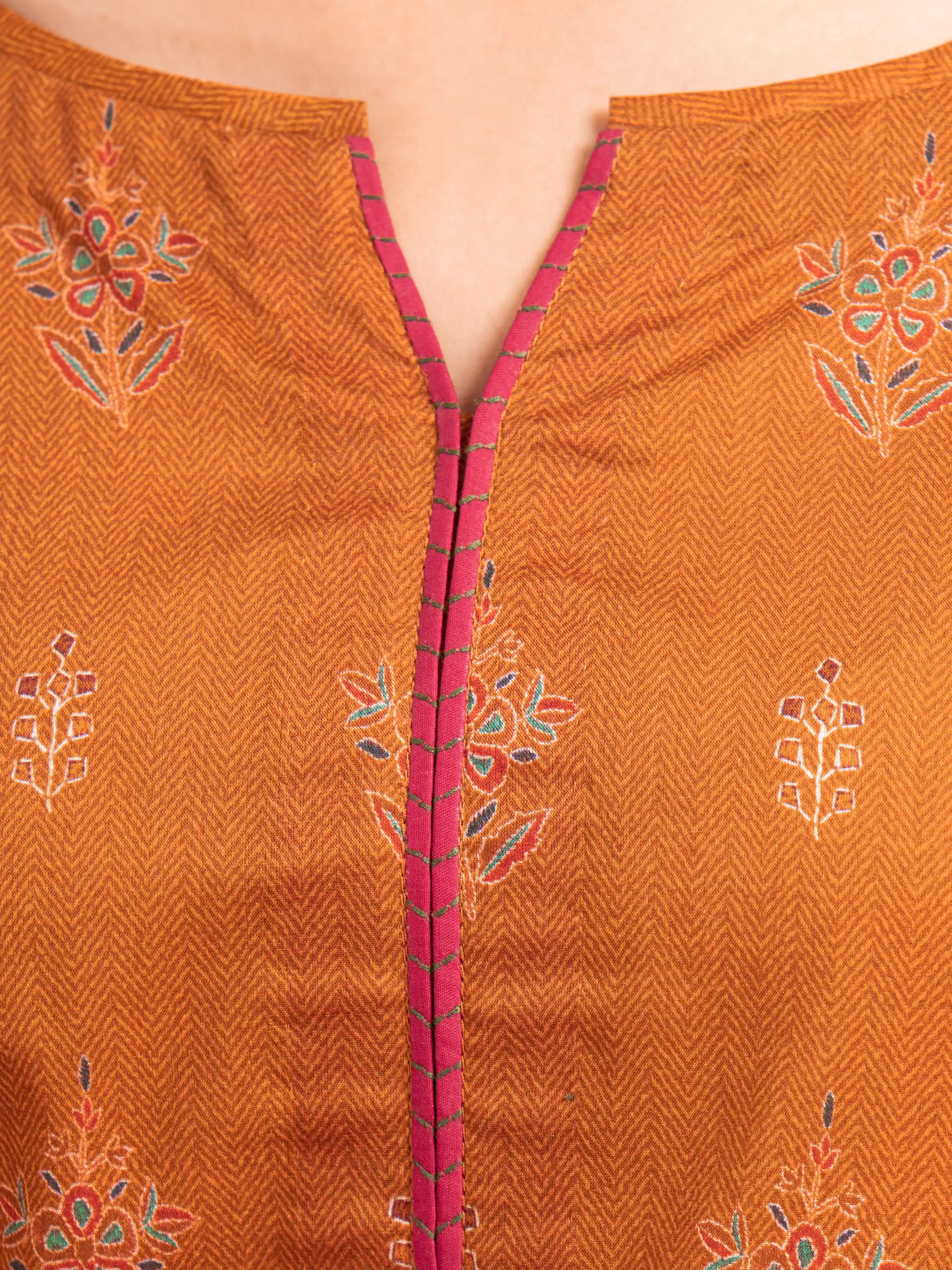 Printed Khaddar Suit - EWU24A3-27042-3P - Image 3