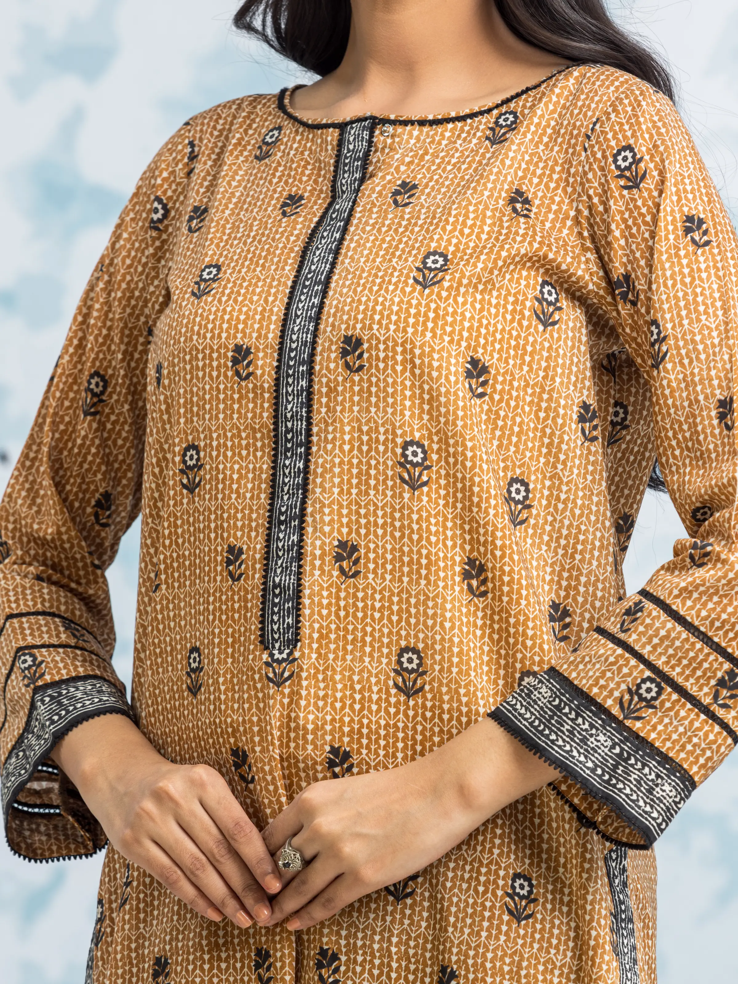 Printed Khaddar Suit - EWU24A3-28151-3P - Image 3
