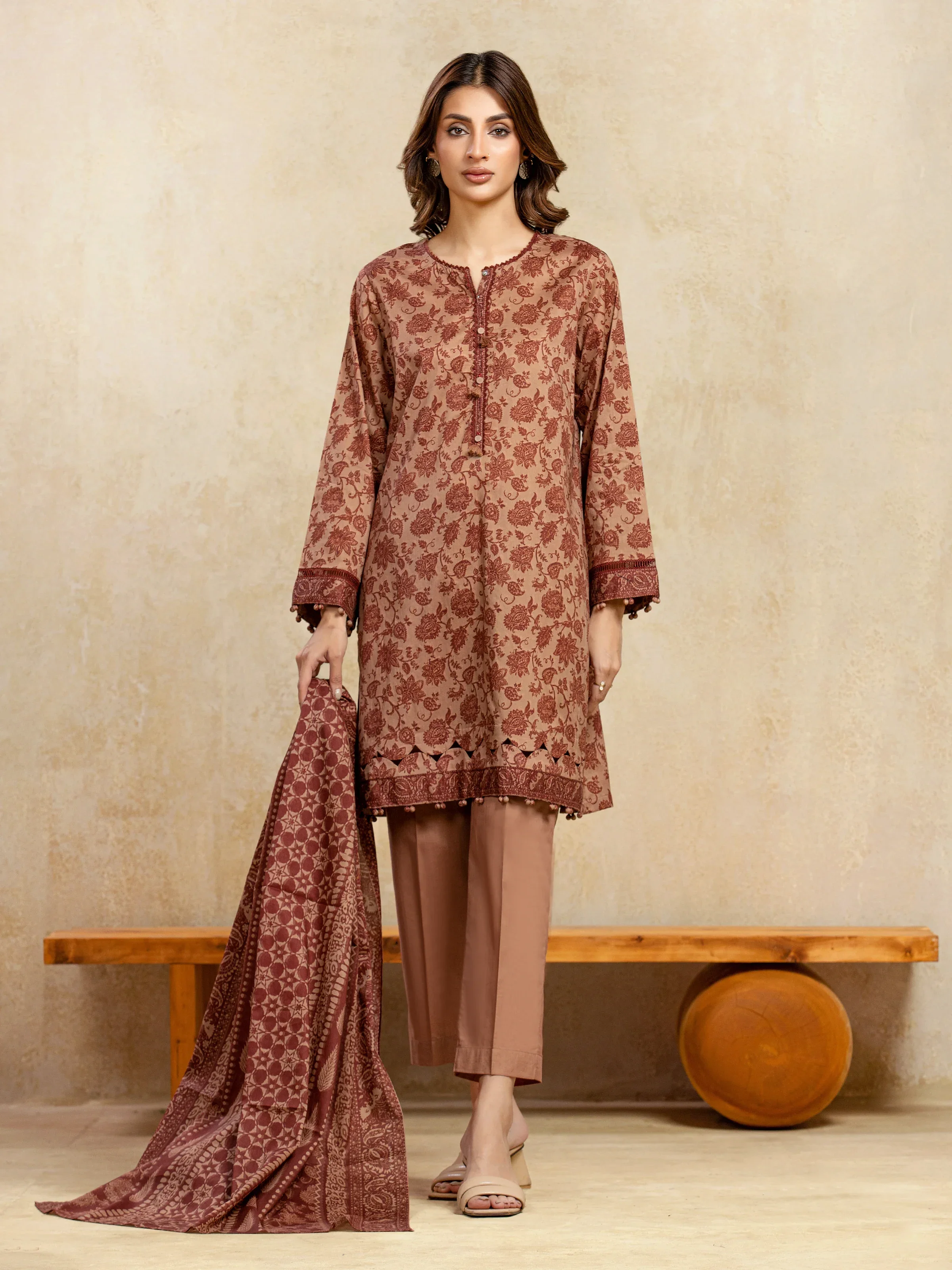 Printed Khaddar Suit - EWU5A3-35986-3P