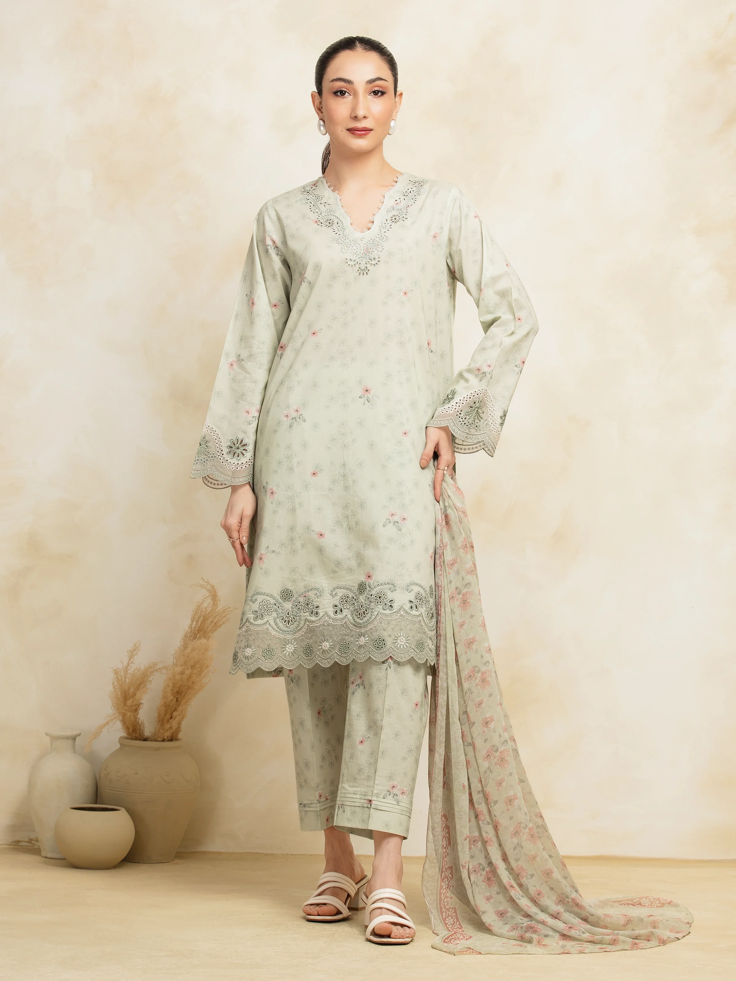 Embroidered Lawn Suit - EWU5V1-31062-3P