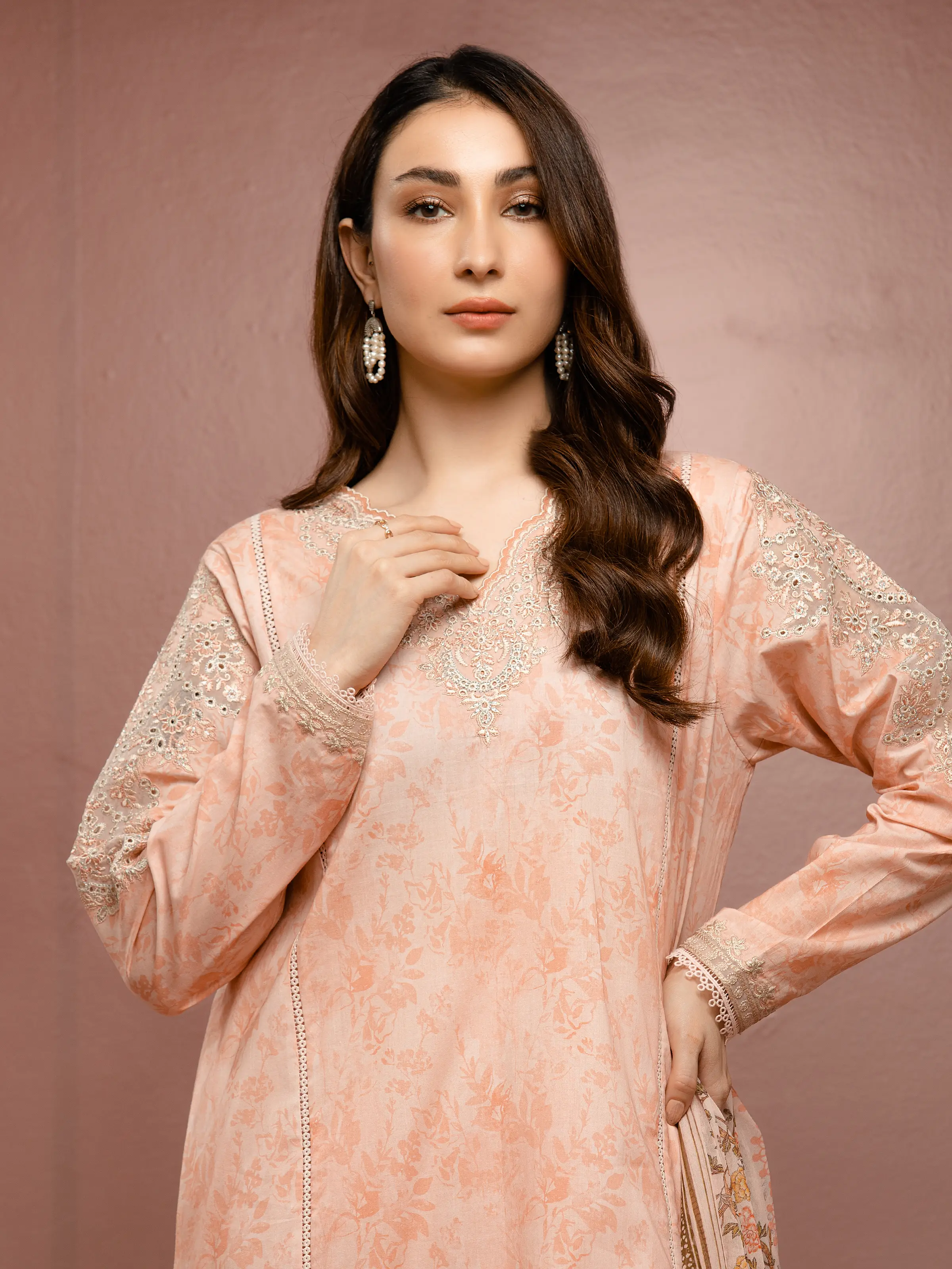 Embroidered Cambric Suit - EWU5V2-31053-3P - Image 3