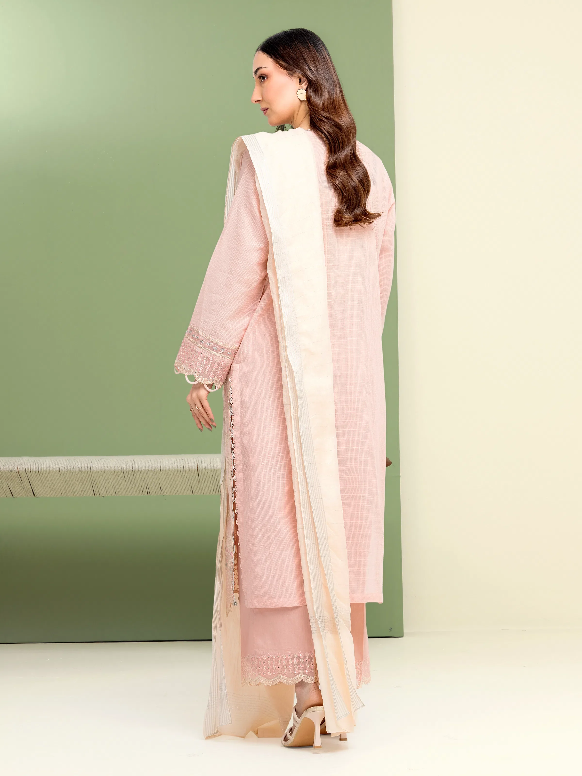 Embroidered Lawn Slub Suit - EWU5V1-31245-3P - Image 2