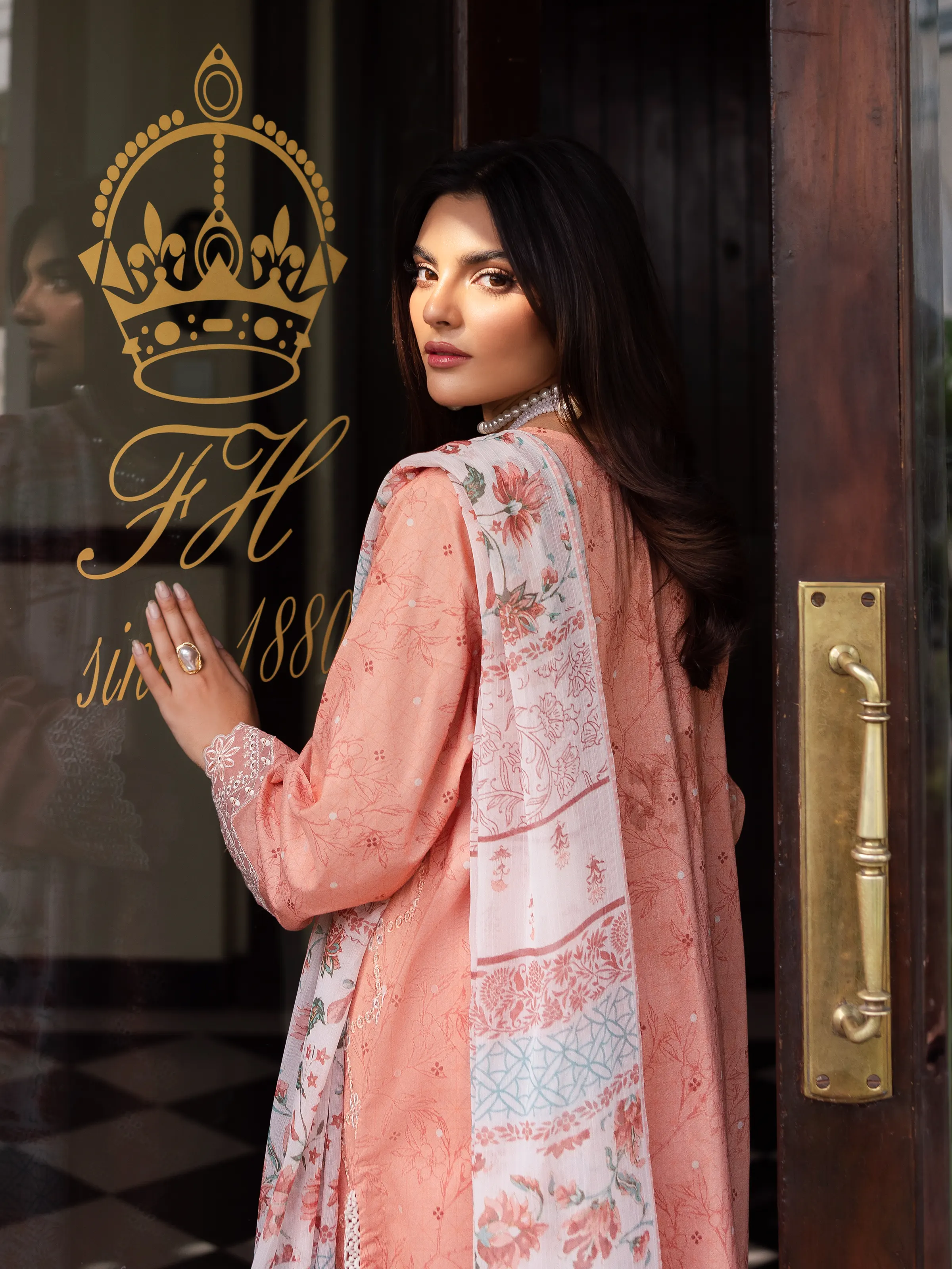 Embroidered Lawn Suit - EWU5V1-31400-3P - Image 5