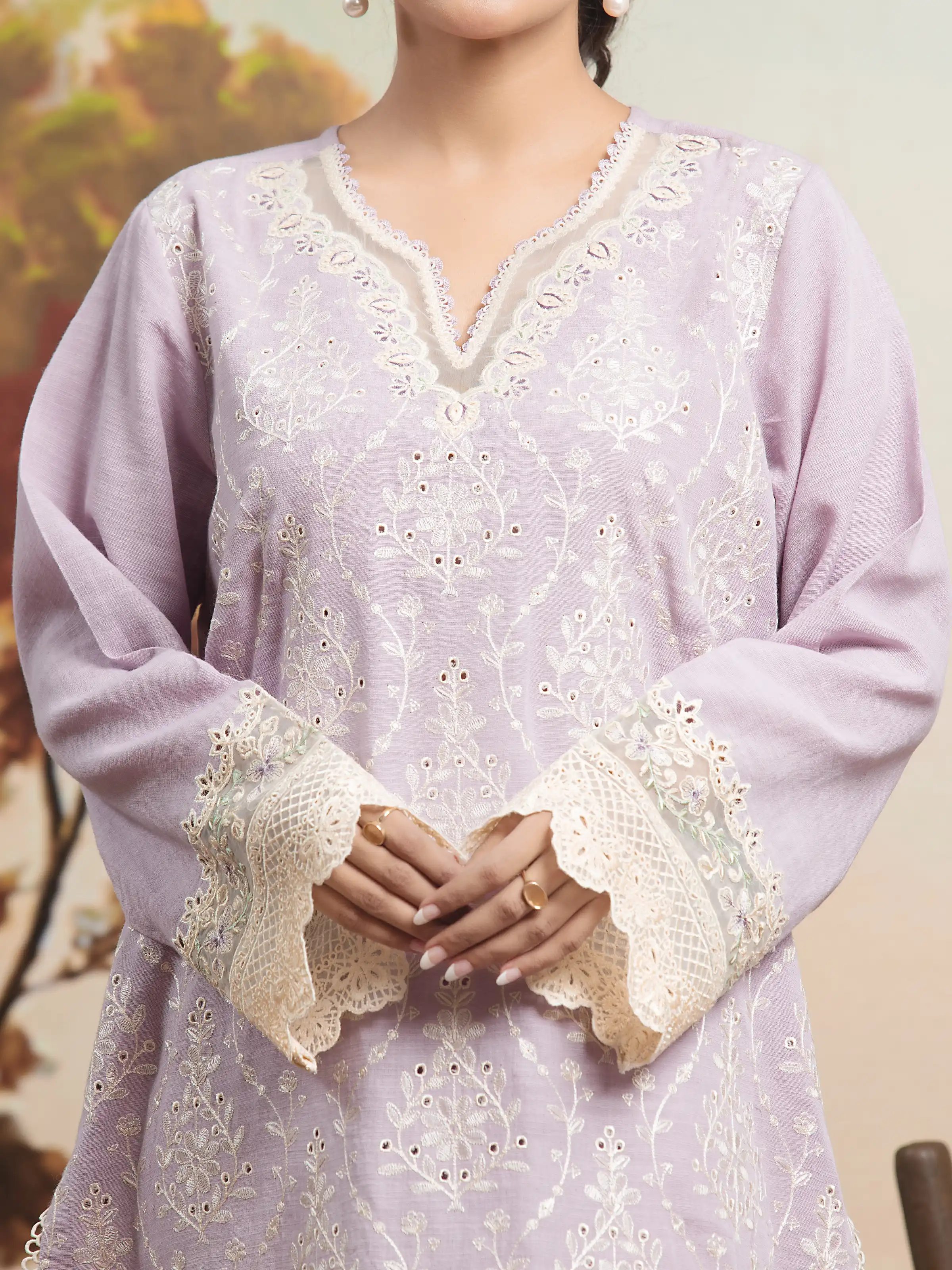 Embroidered Khaddar Suit - EWU24V11-30208-3P - Image 4