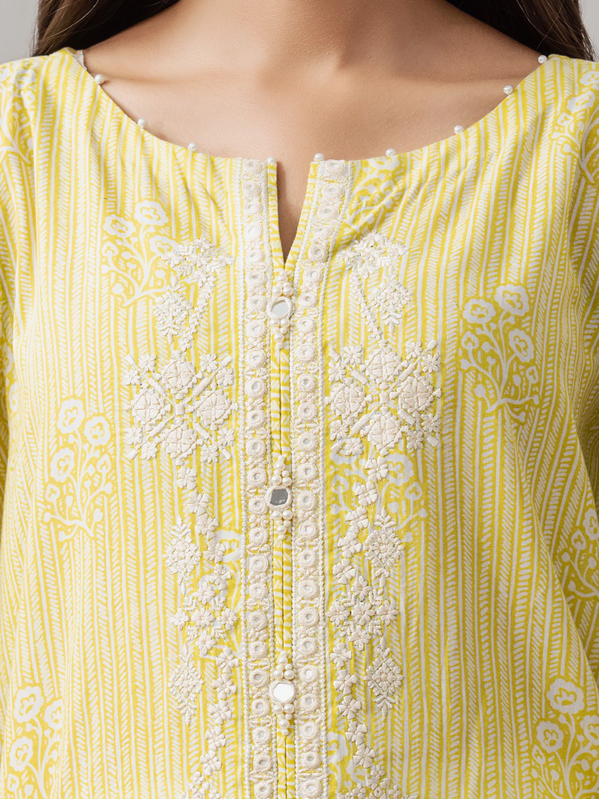 Embroidered Lawn Shirt Dupatta - EWU22V1-26510SD - Image 7
