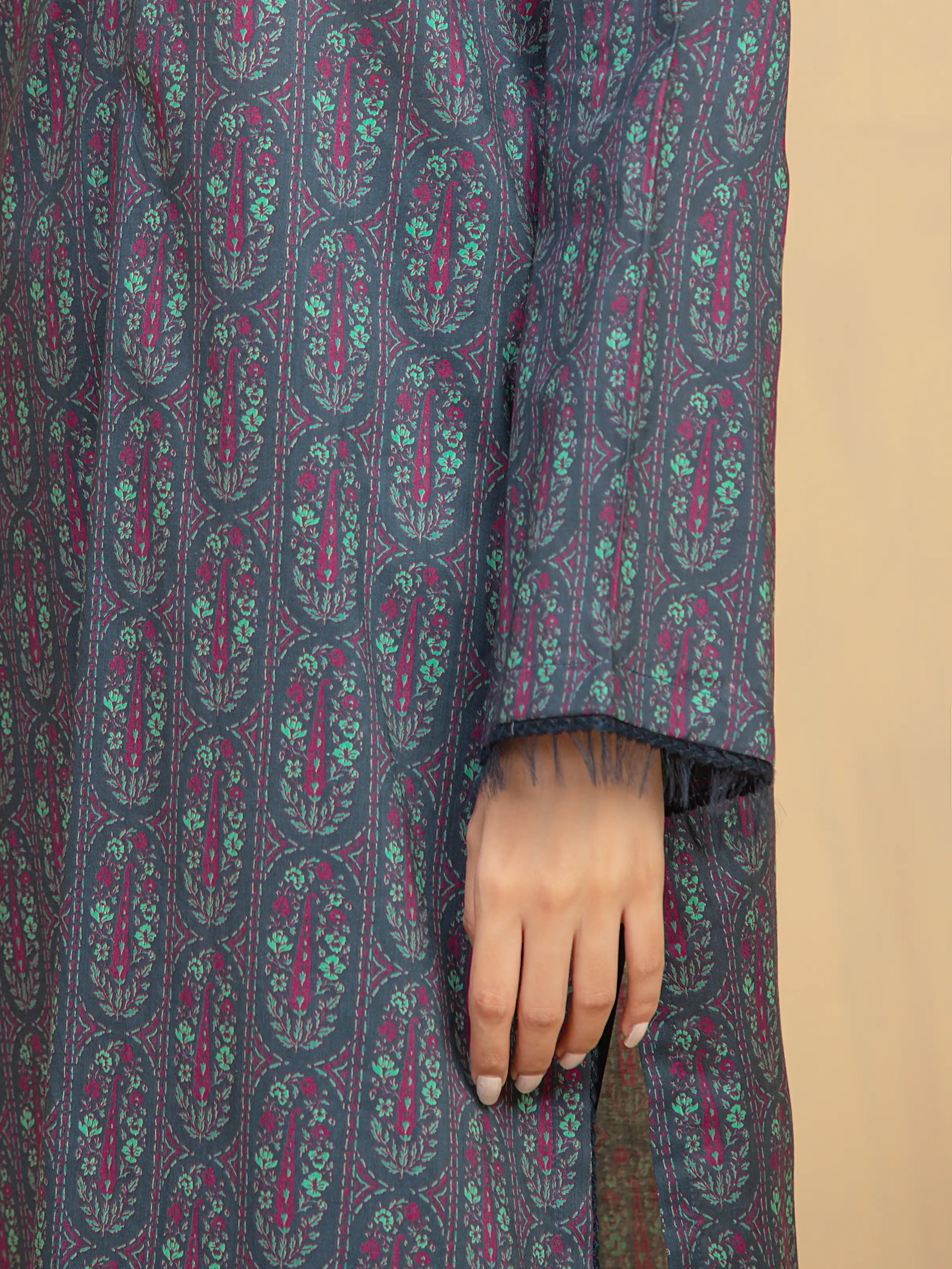 Printed Khaddar Suit - EWU5A3-36006-3P - Image 4