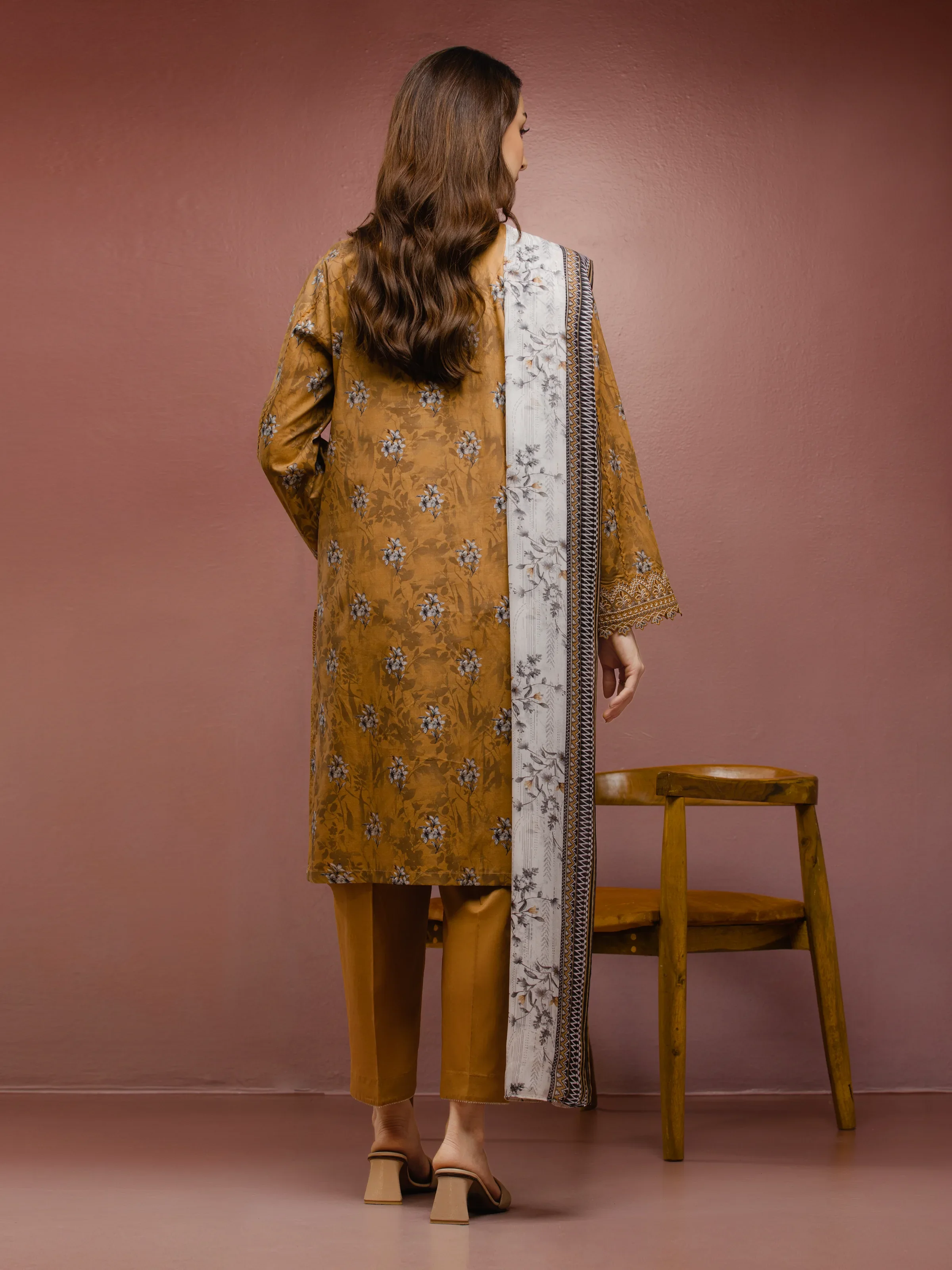 Embroidered Cambric Suit - EWU5V2-31050-3P - Image 5