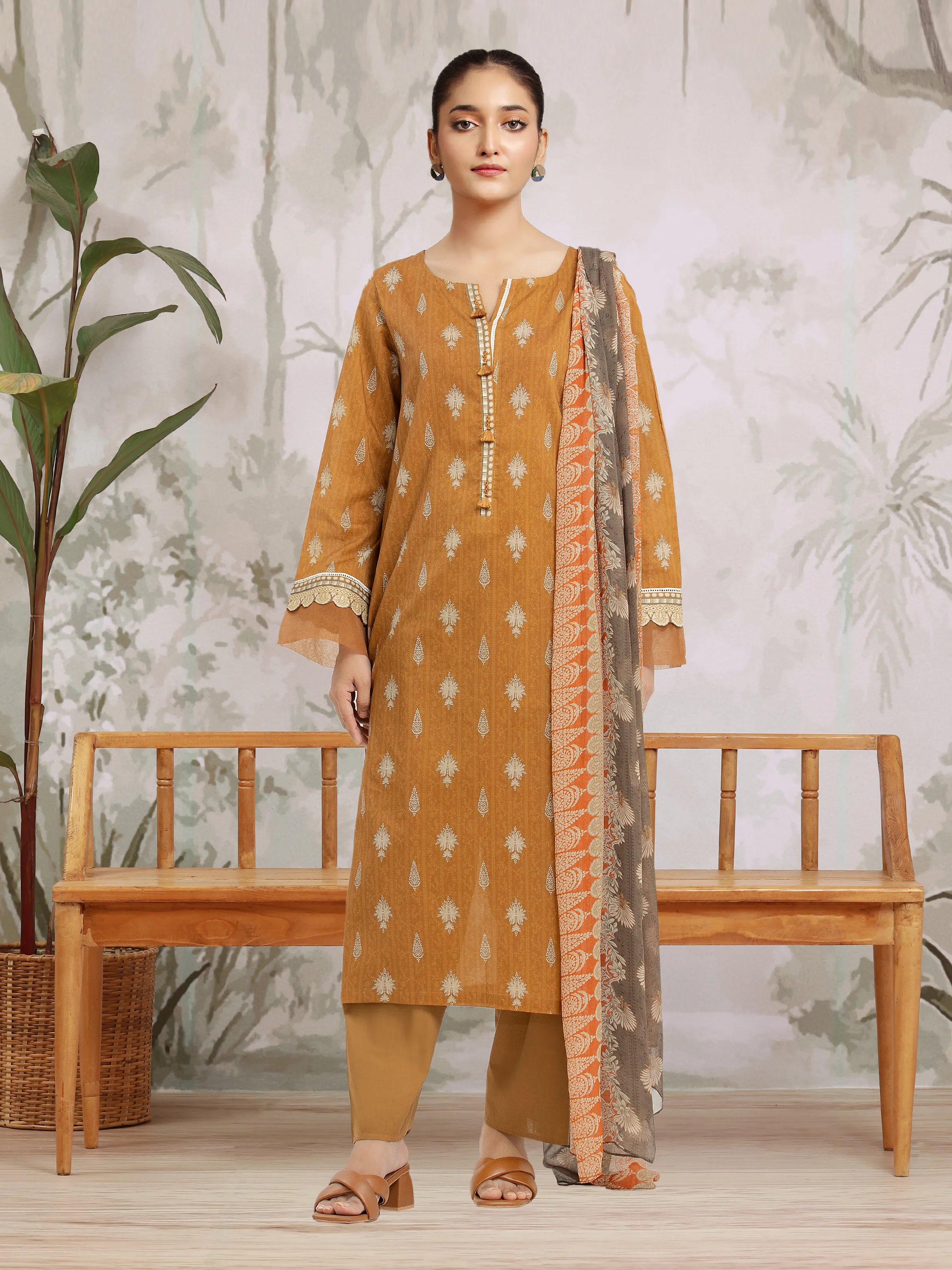 Printed Khaddar Suit - EWU24M2-198-3P