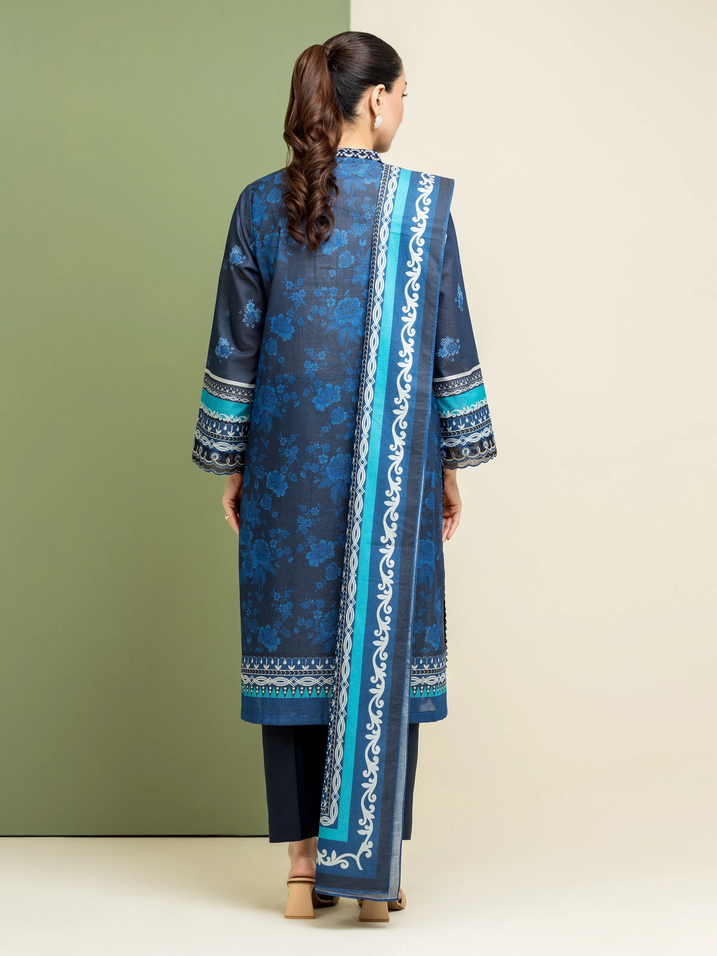 Embroidered Lawn Suit - EWU5V1-31197-3P - Image 2