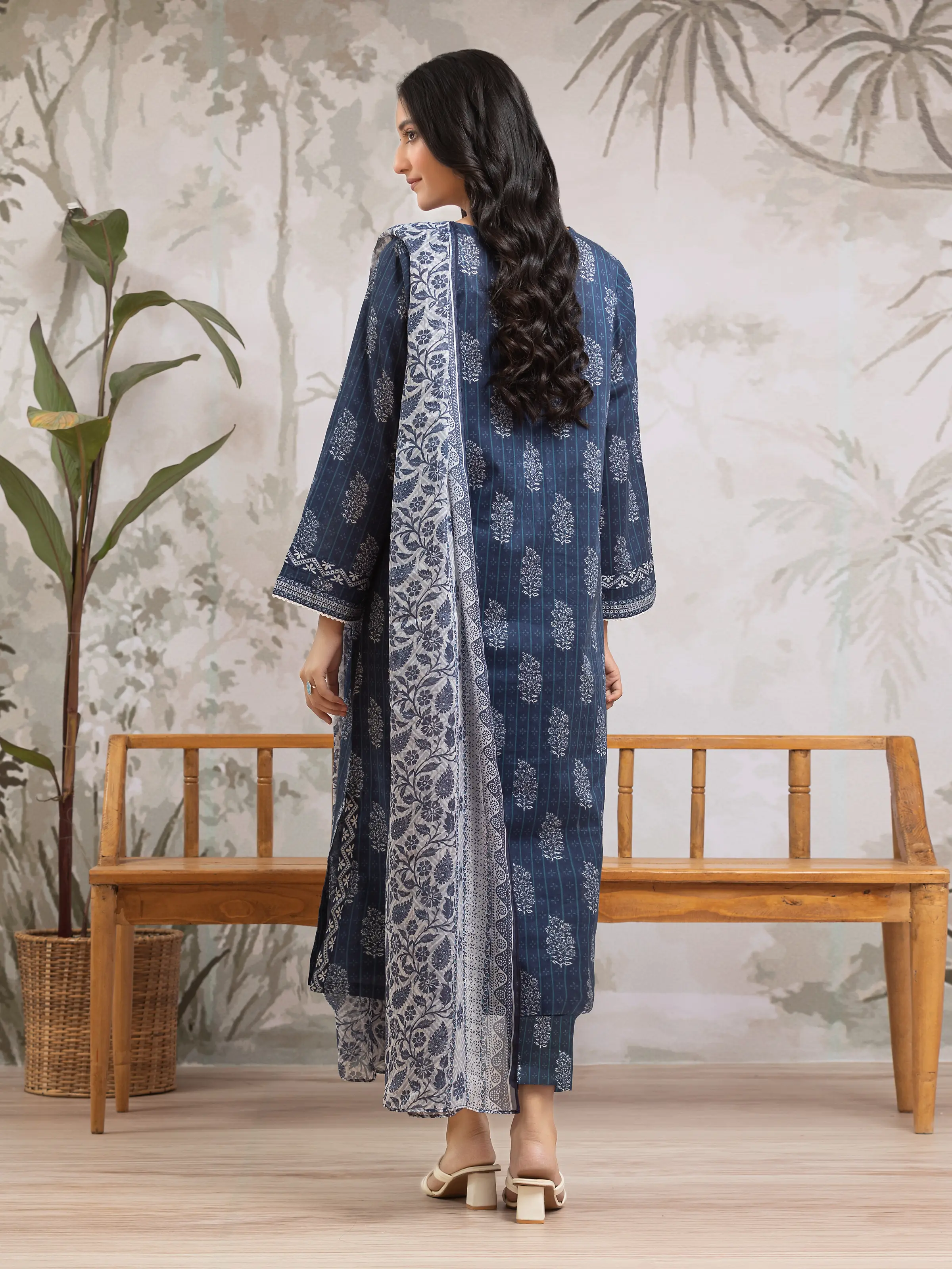 Printed Khaddar Suit - EWU24M2-178 - Image 2