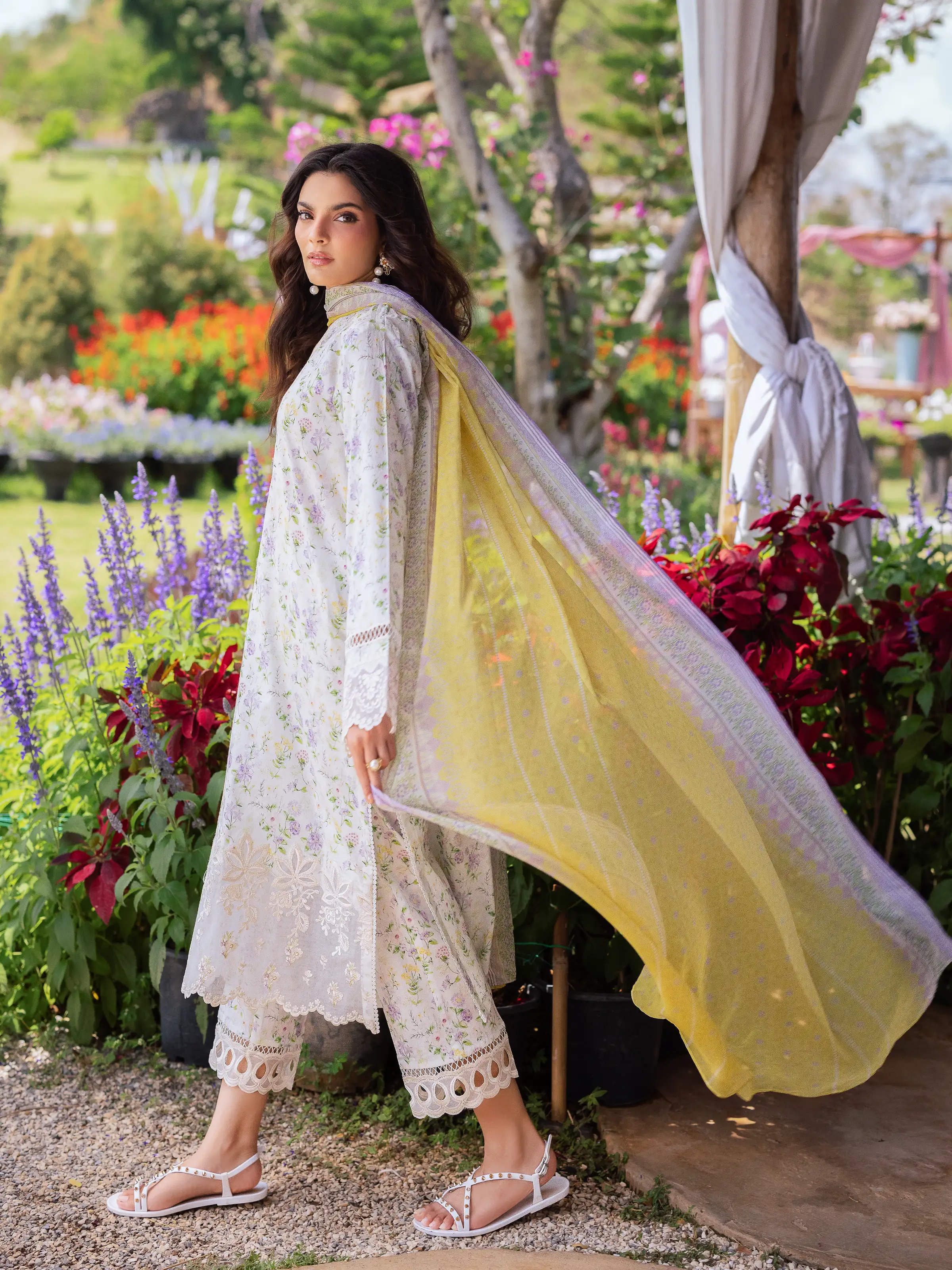 Embroidered Lawn Suit - EWU5V1-31440-3P - Image 2