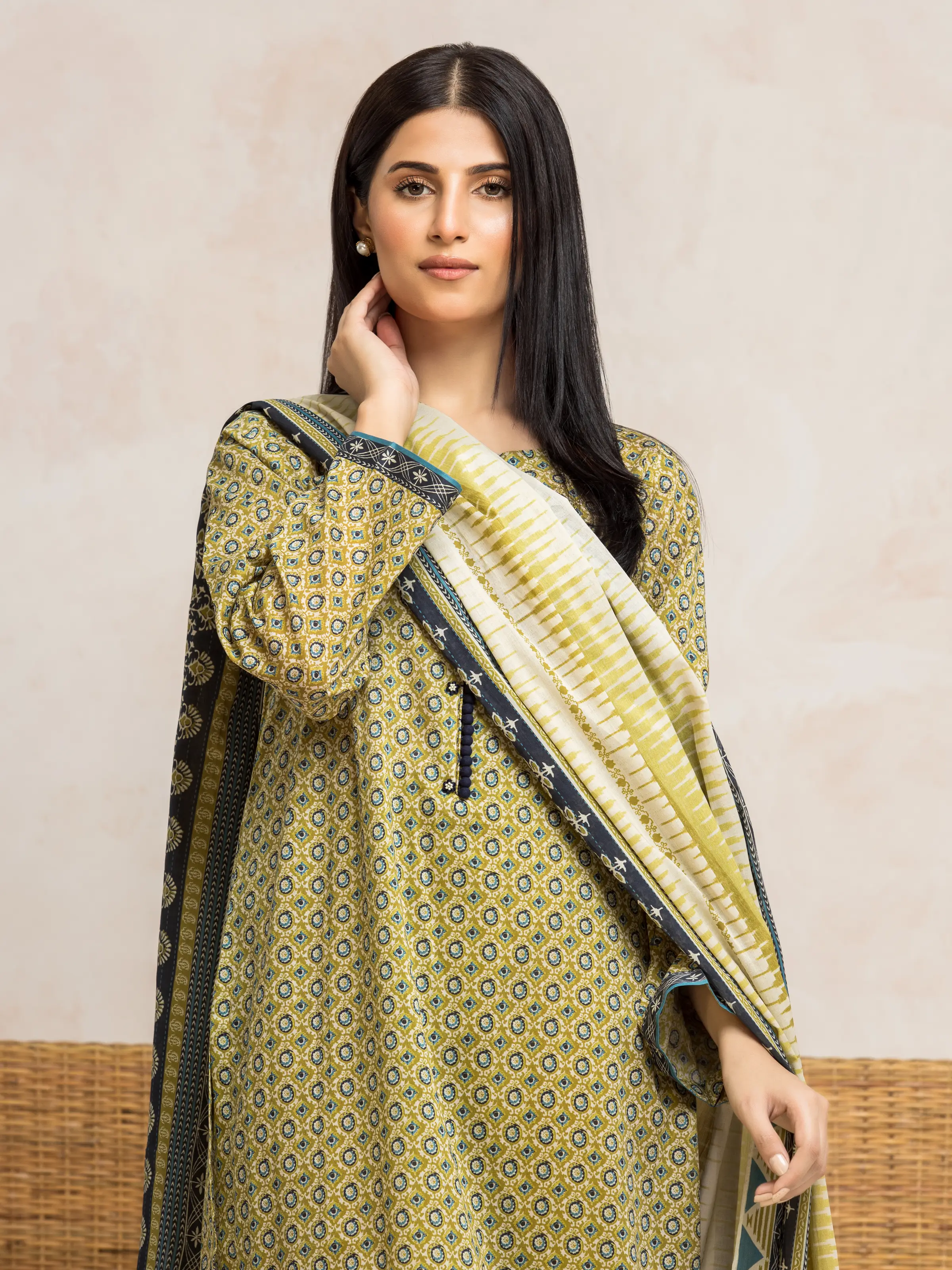 Printed Khaddar Suit - EWU24A3-28042-3P - Image 4