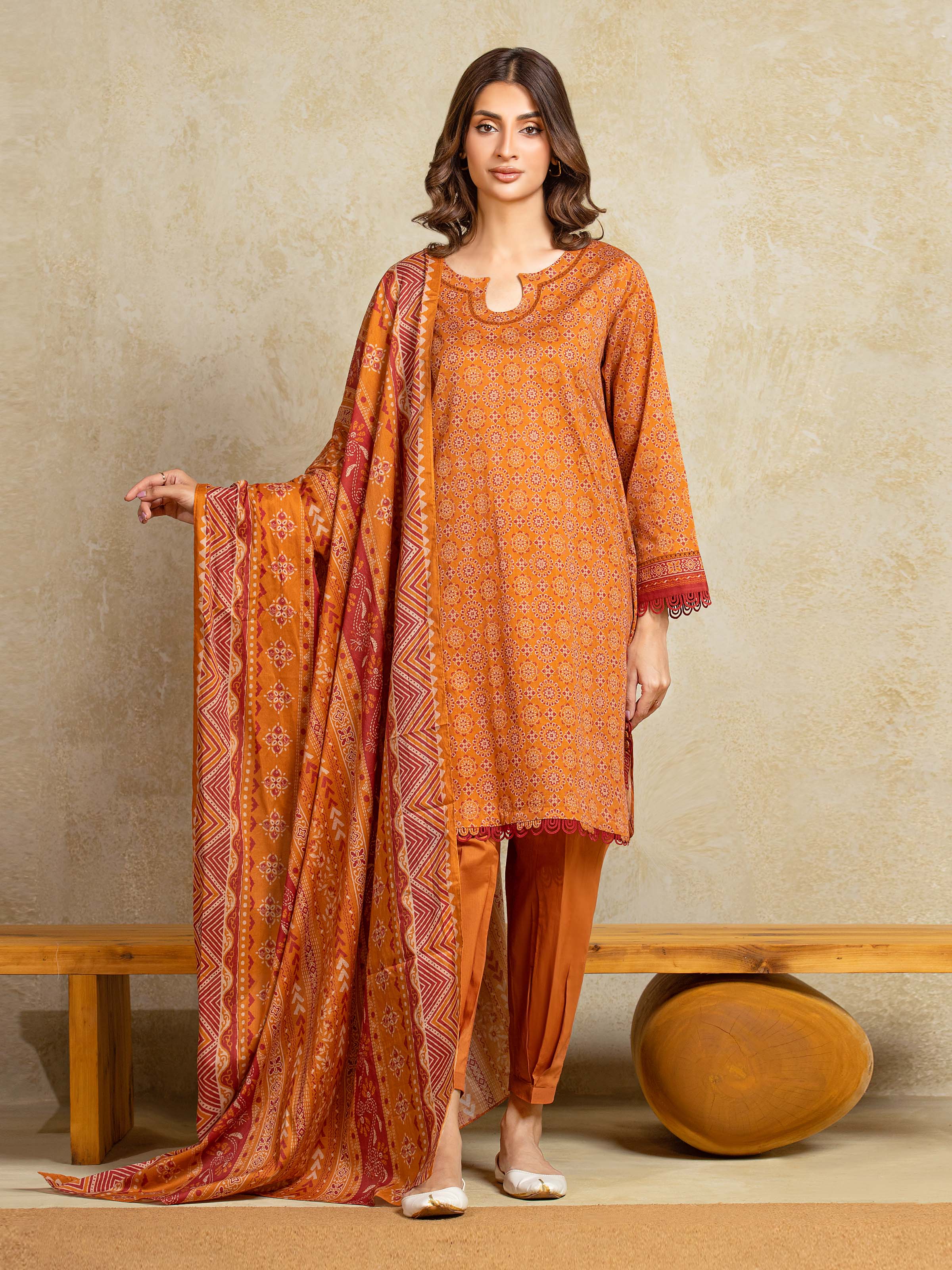 Unstitched Printed Khaddar Suit - EWU5A3-35917-3P