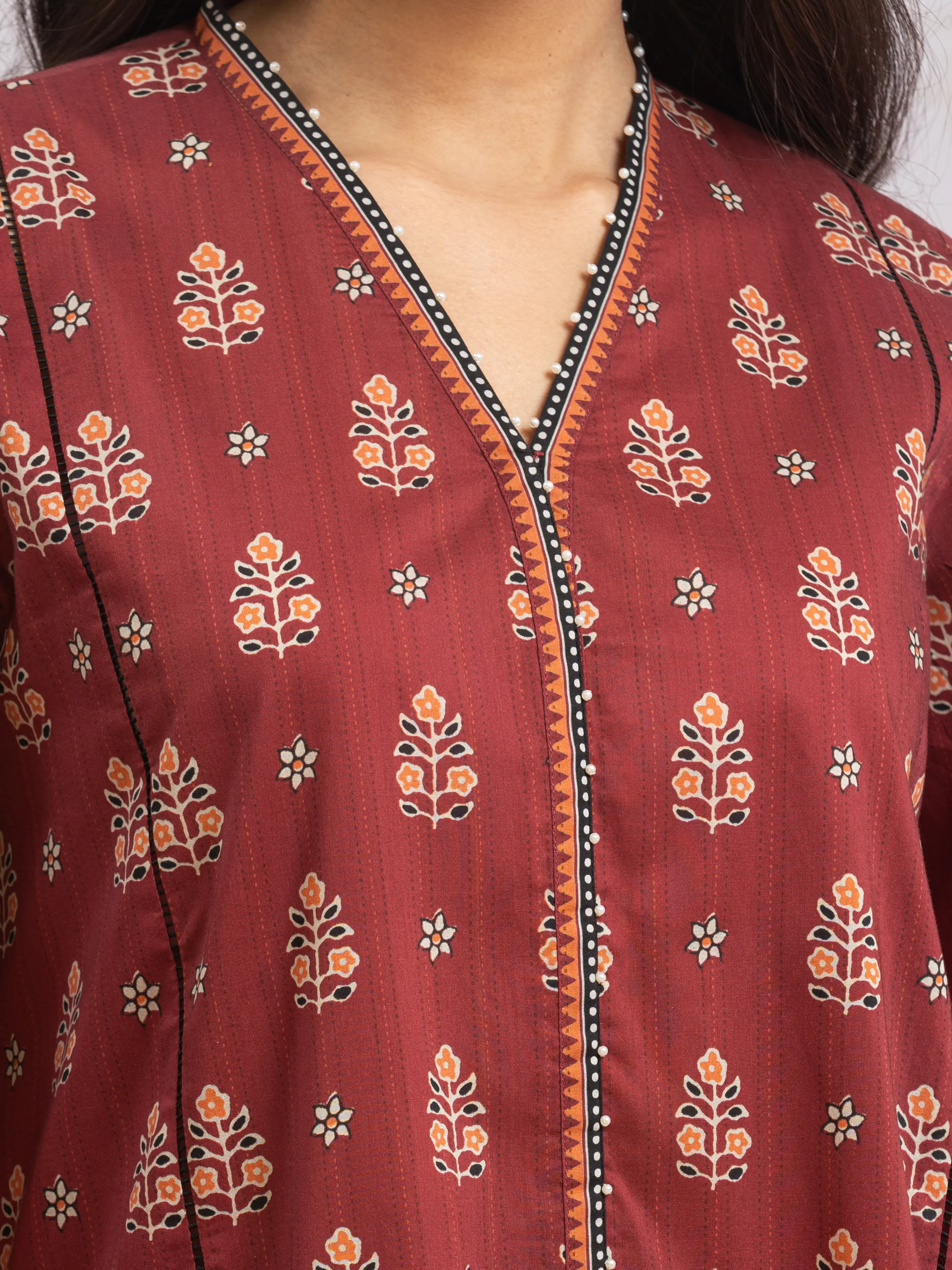 Printed Khaddar Shirt Dupatta - EWU24A3-29645SD - Image 3