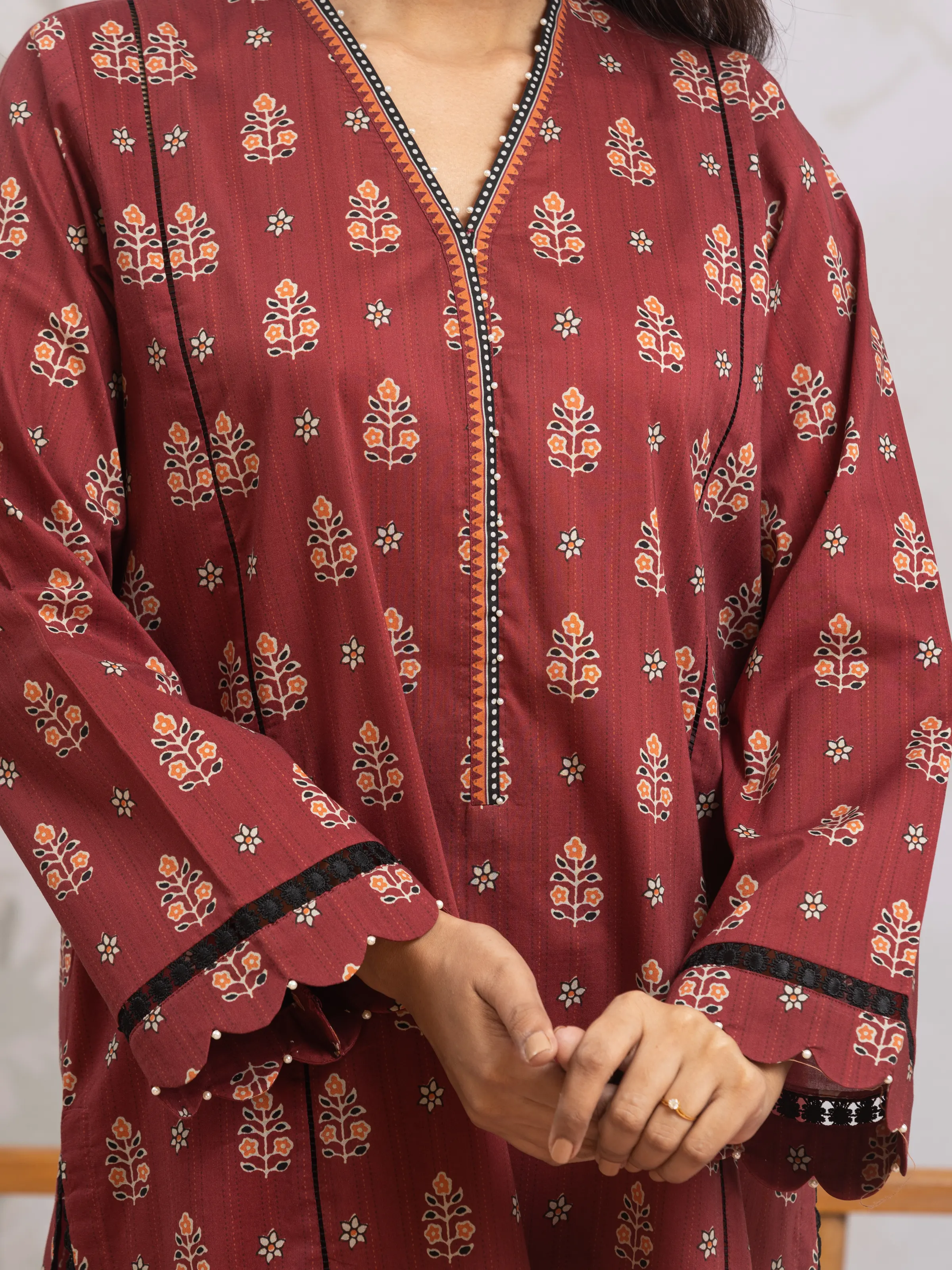 Printed Khaddar Shirt Dupatta - EWU24A3-29645SD - Image 4