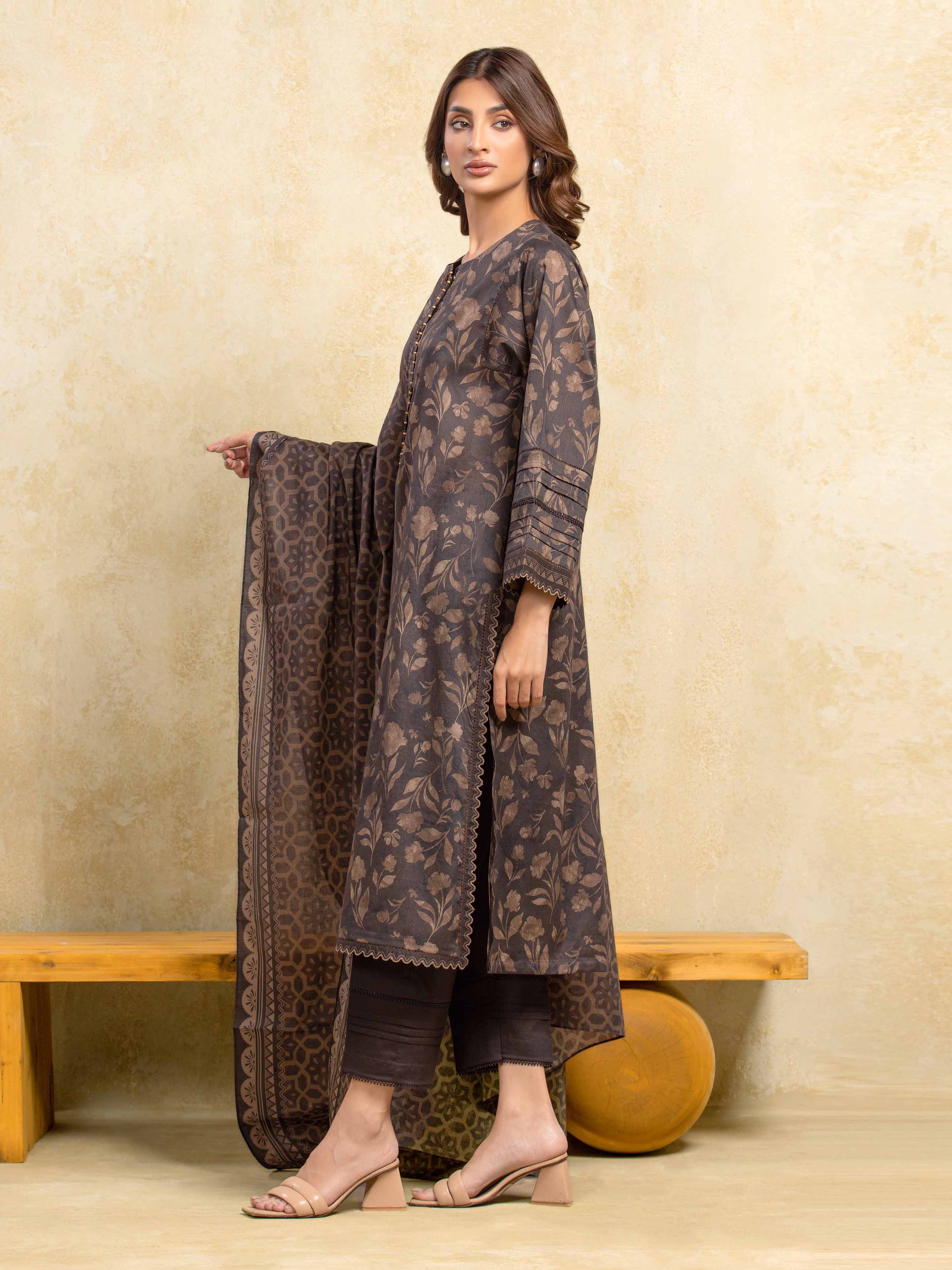 Printed Khaddar Shirt Dupatta - EWU5A3-35990SD - Image 5