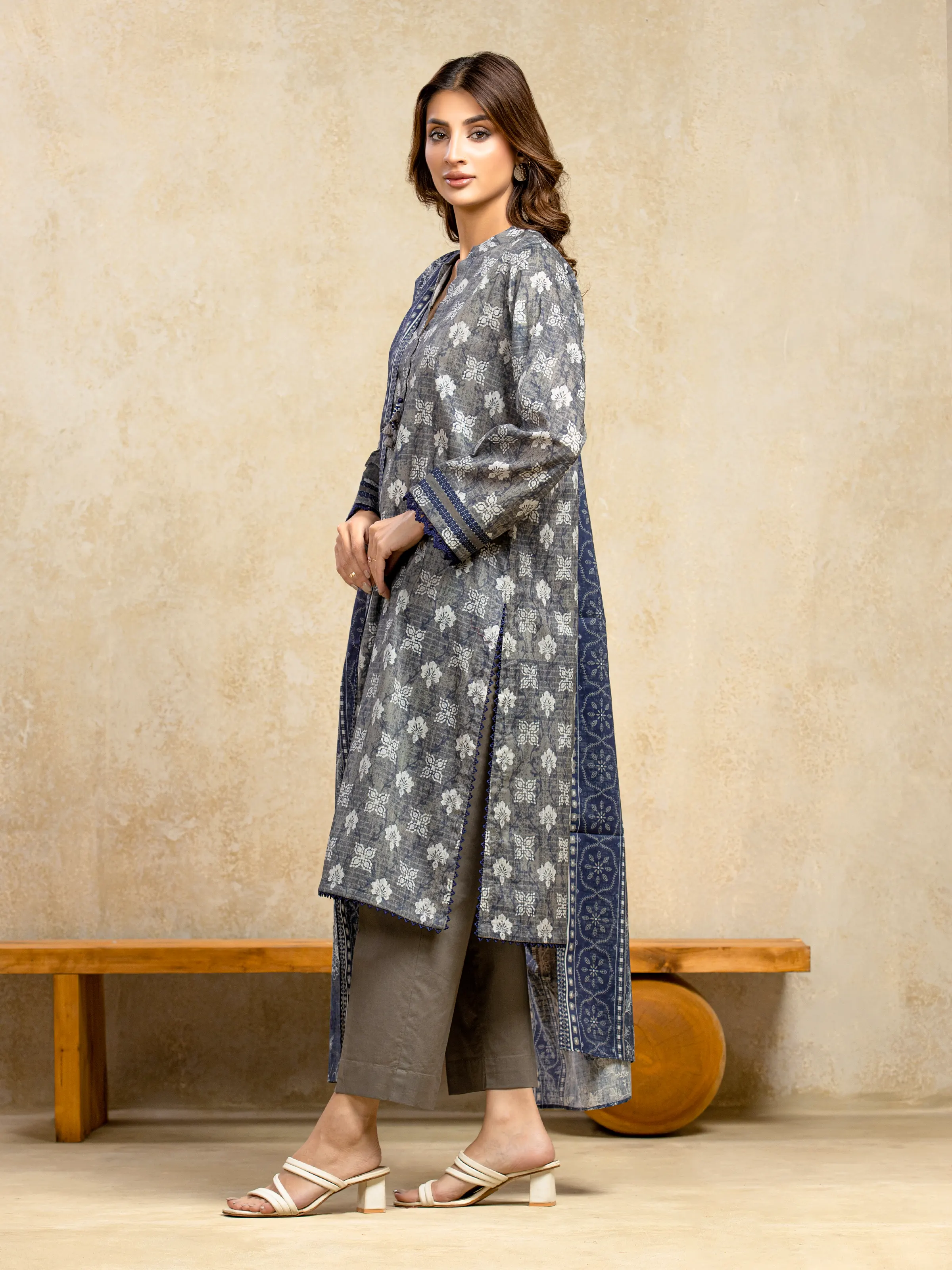 Printed Khaddar Suit - EWU5A3-35999-3P - Image 5
