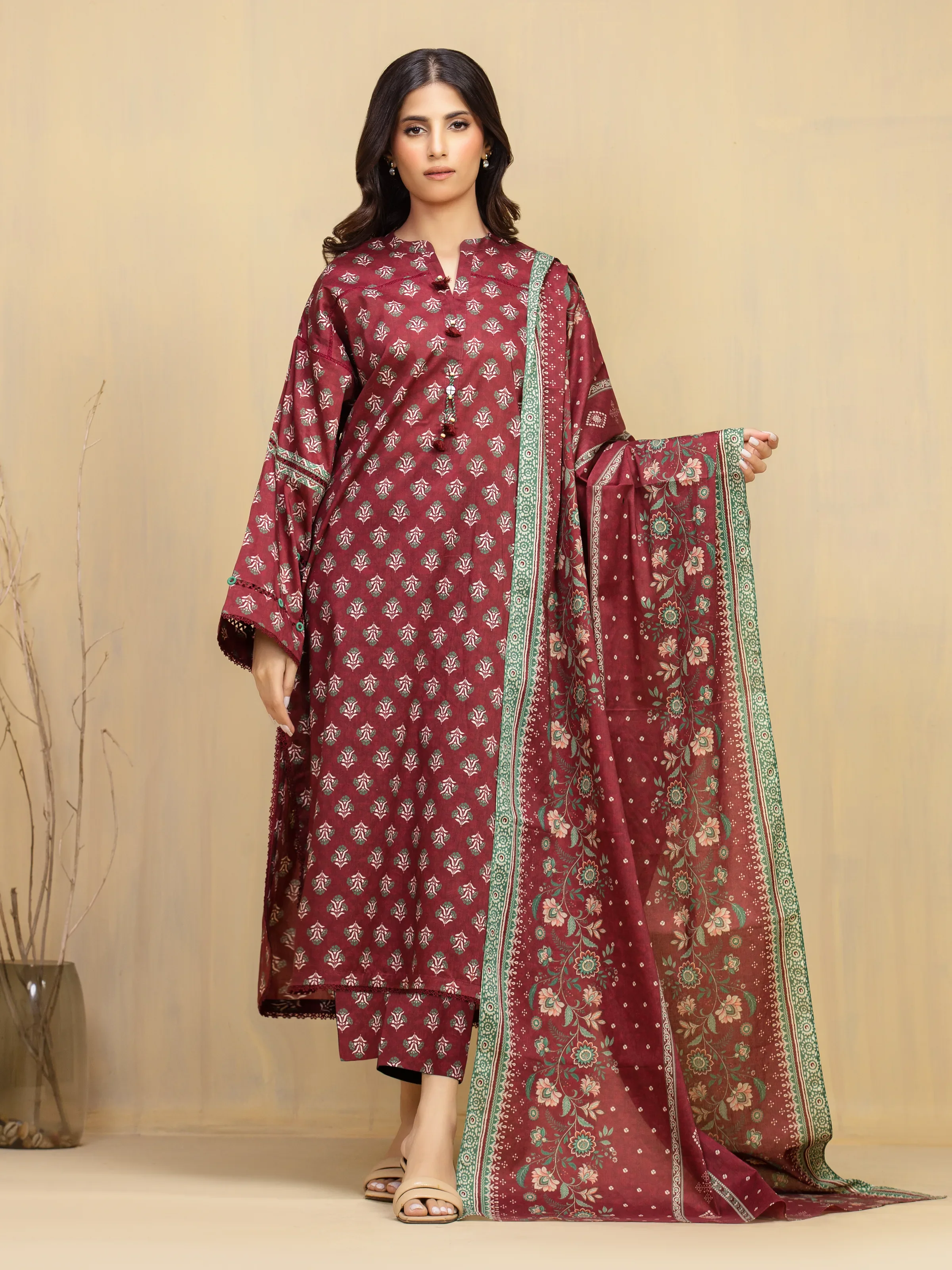 Printed Khaddar Suit - EWU5A3-36129-3P