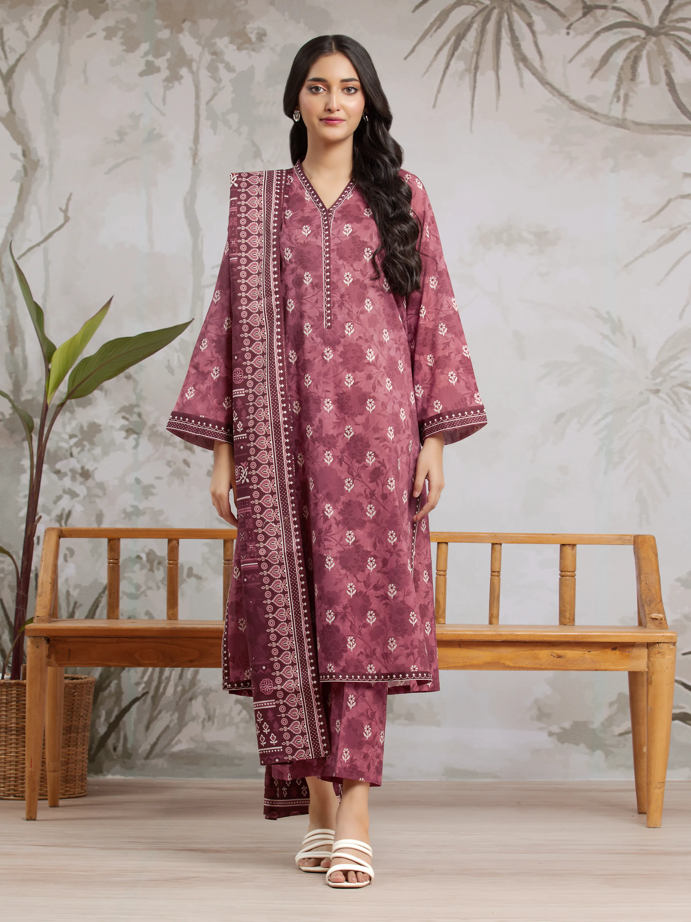 Printed Khaddar Shirt Dupatta - EWU24A3-29607SD