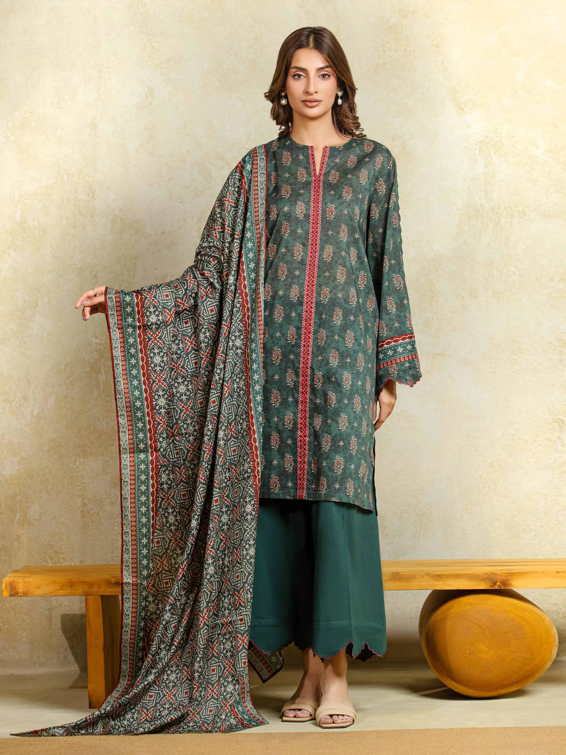 Printed Khaddar Shirt Trouser - EWU5A3-35937ST