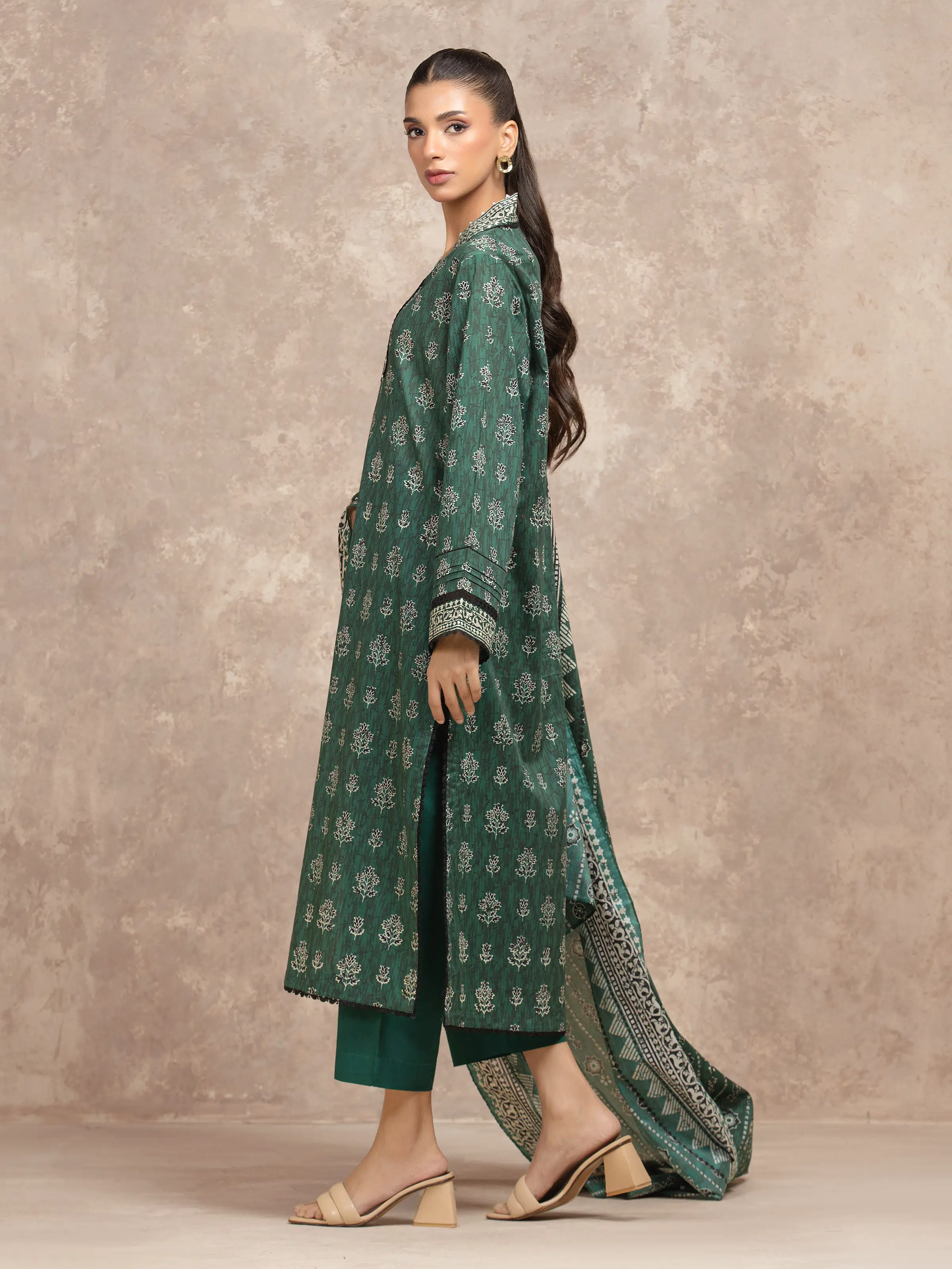 Printed Khaddar Shirt Trouser - EWU5A3-36040ST - Image 4