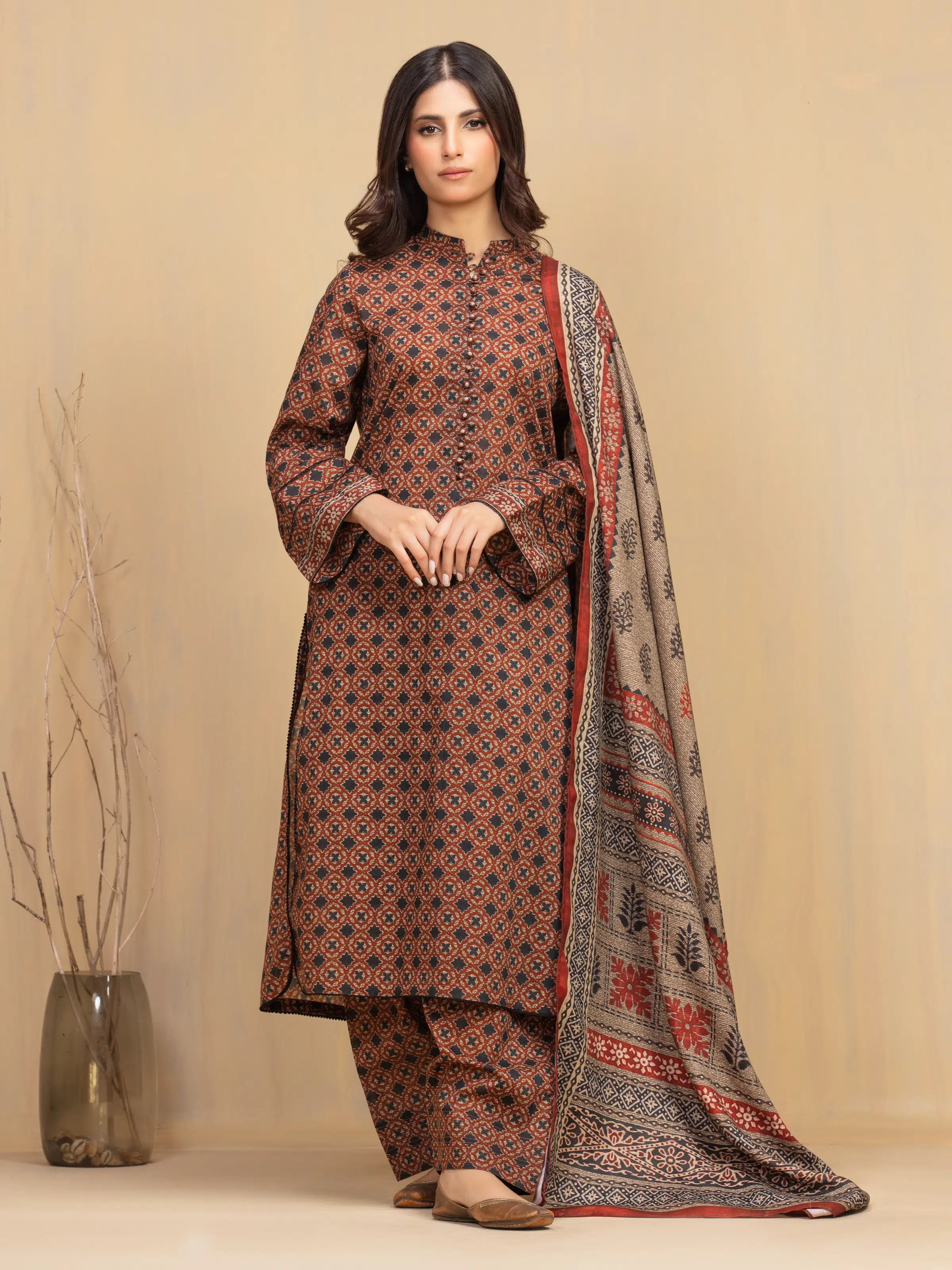 Printed Khaddar Shirt - EWU5M3-002S