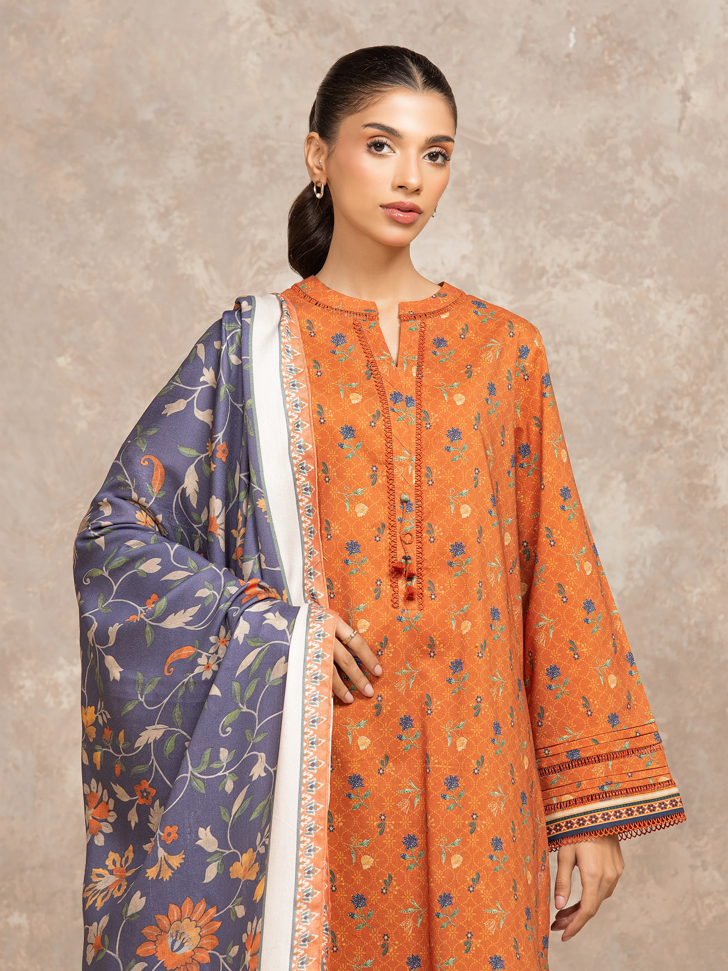 Printed Khaddar Shirt Dupatta - EWU5M3-004SD - Image 2