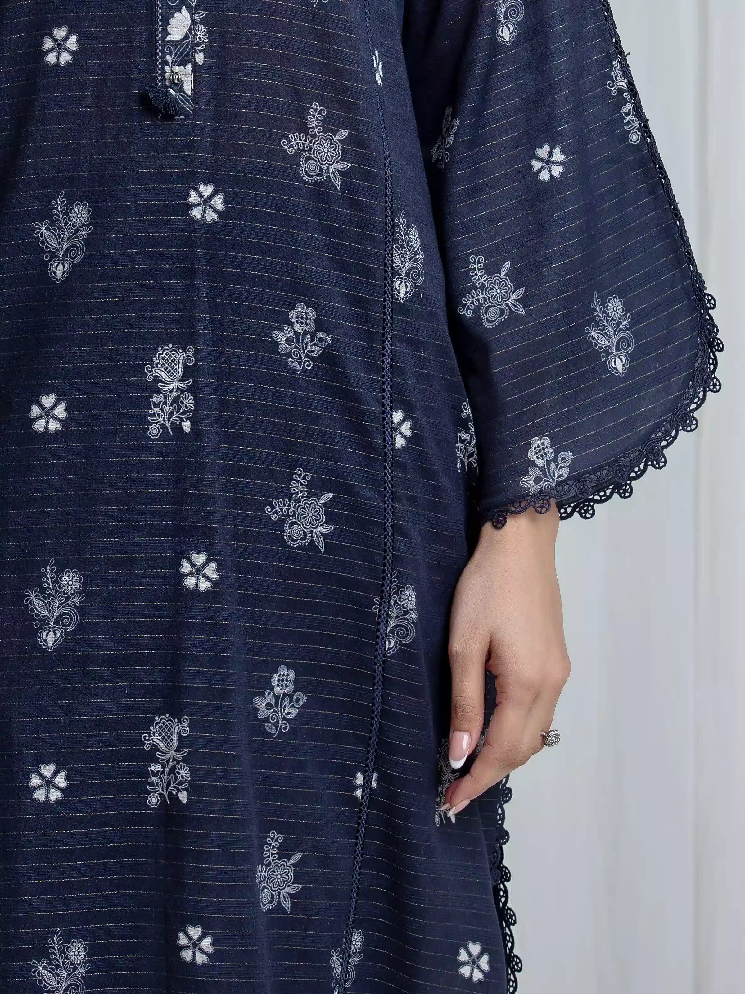 Printed Zari Lawn Suit - EWU6M6-100-3P - Image 3