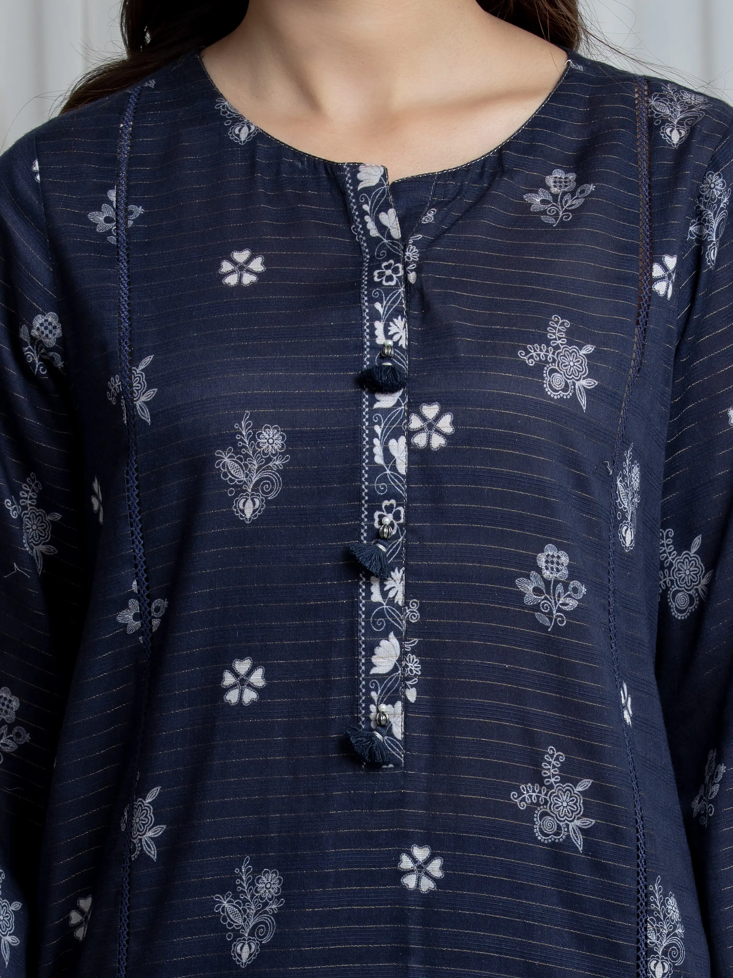 Printed Zari Lawn Suit - EWU6M6-100-3P - Image 4