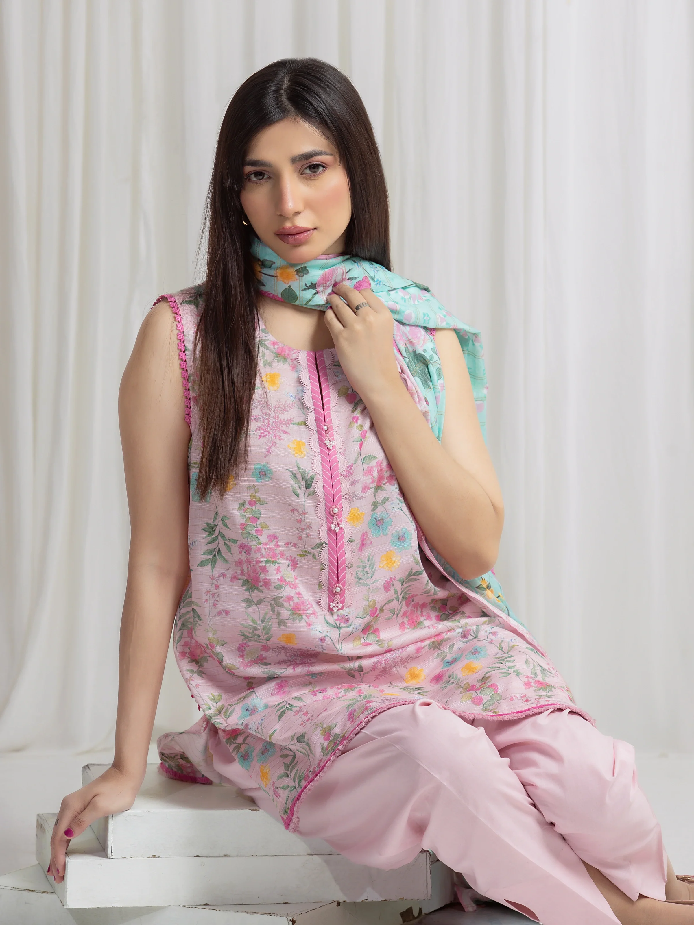 Printed Zari Lawn Suit - EWU6M6-062-3P - Image 3