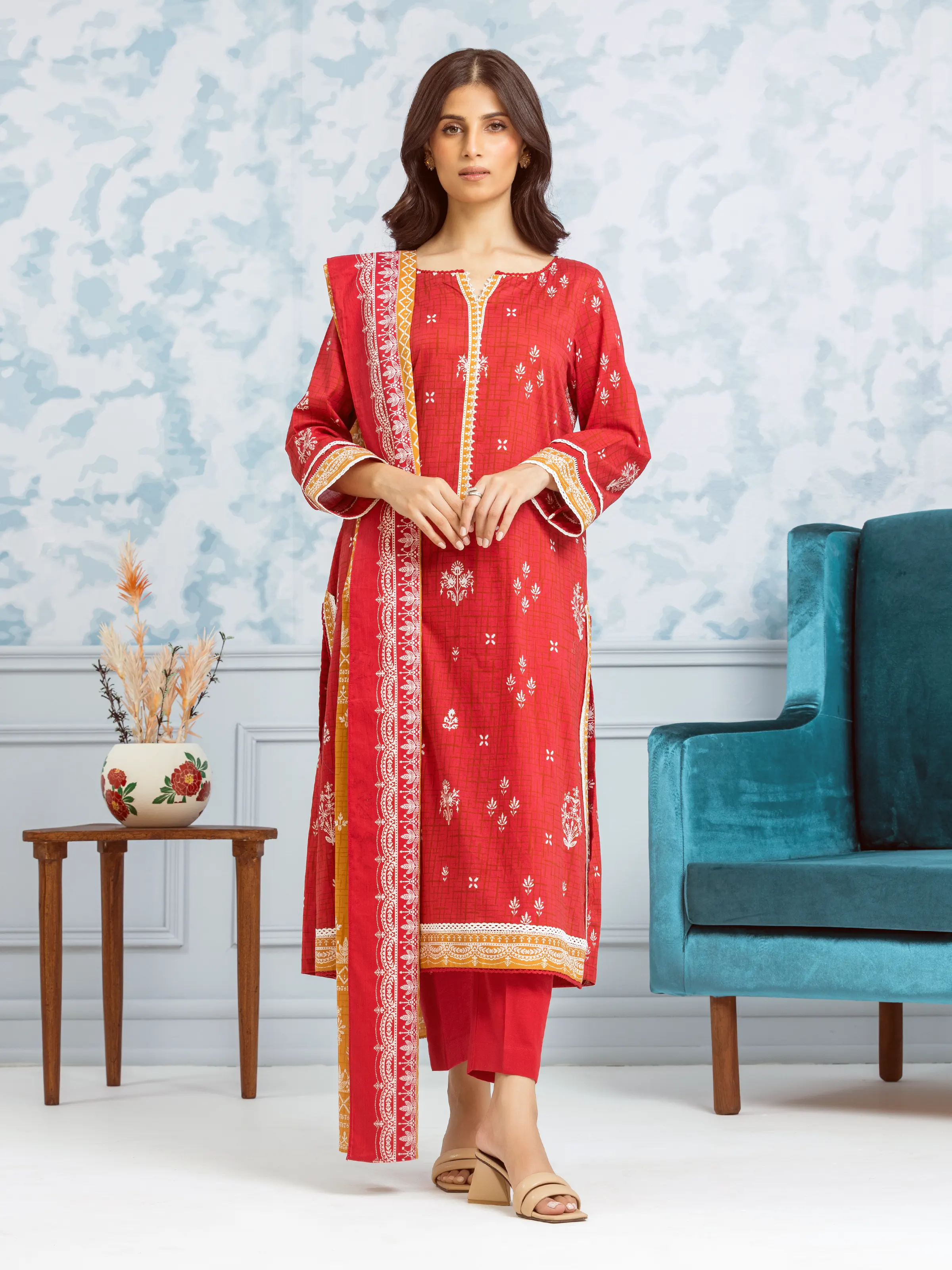 Printed Khaddar Suit - EWU24A3-29653-3P